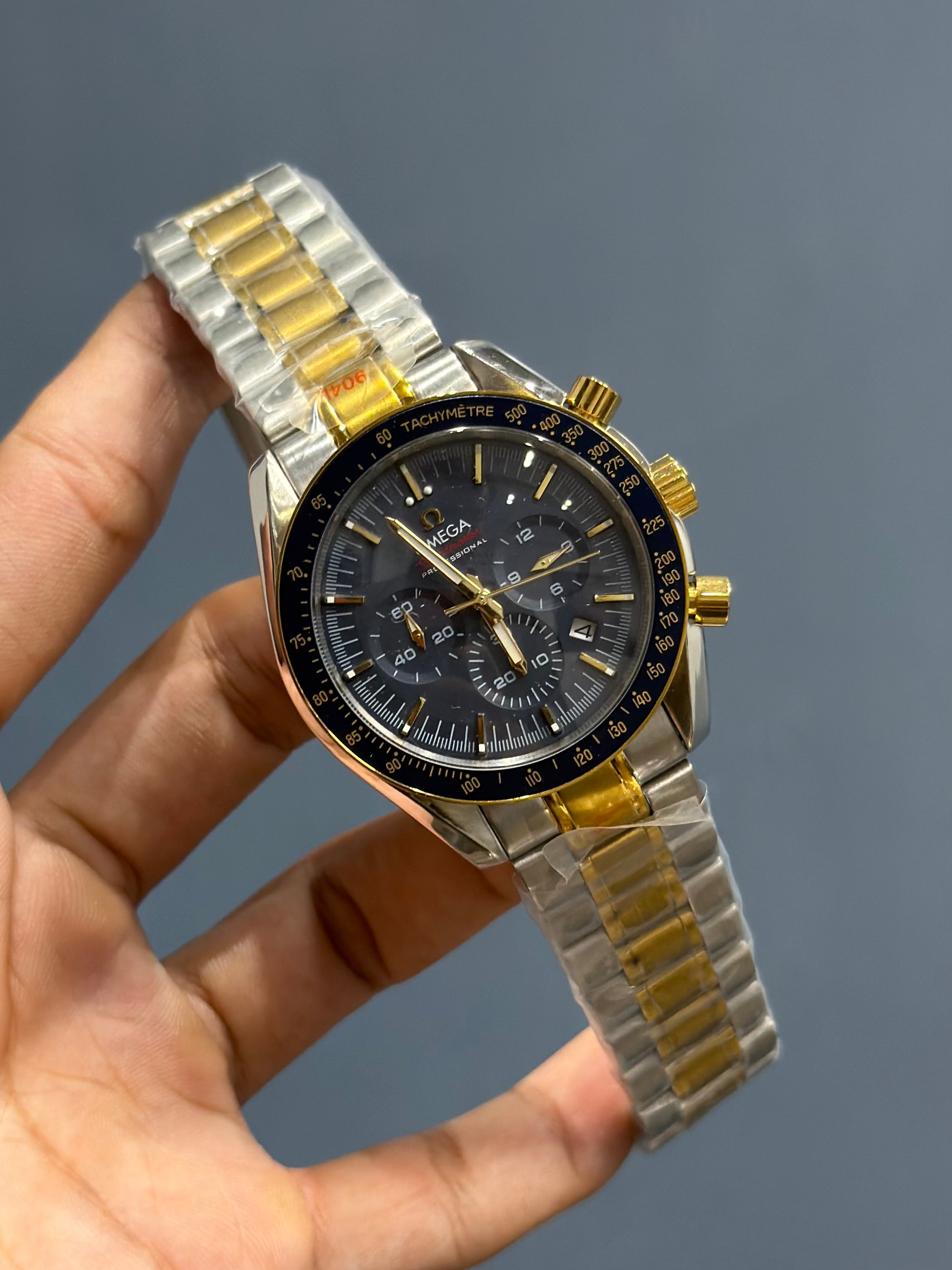 NEW COLLECTION CHRONOGRAPH TWOTONE WITH BLACK DIAL CHAIN WATCH