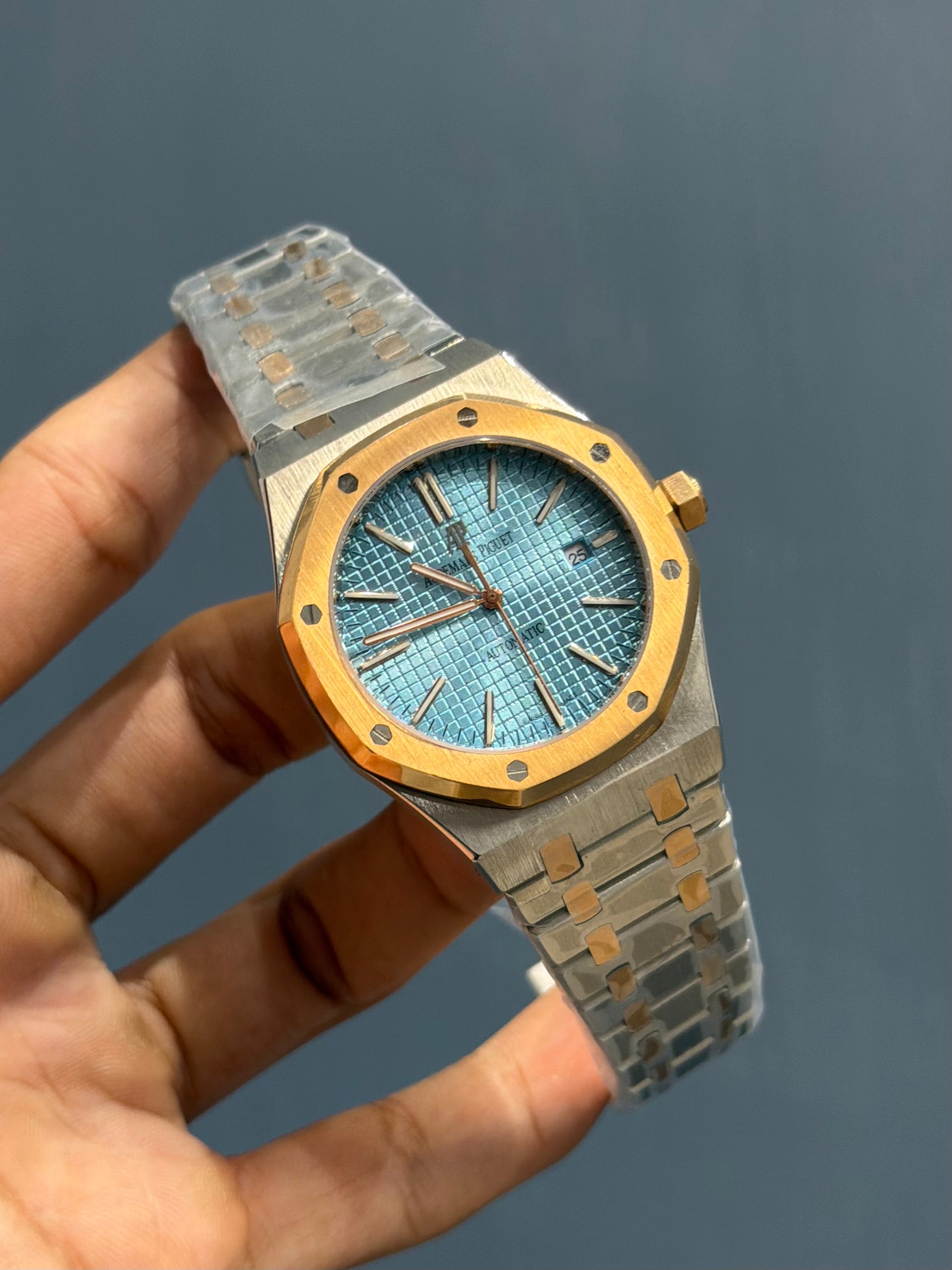 NEW COLLECTION ROSE TWOTONE WITH TIFFANY DIAL CHAIN WATCH FOR MEN
