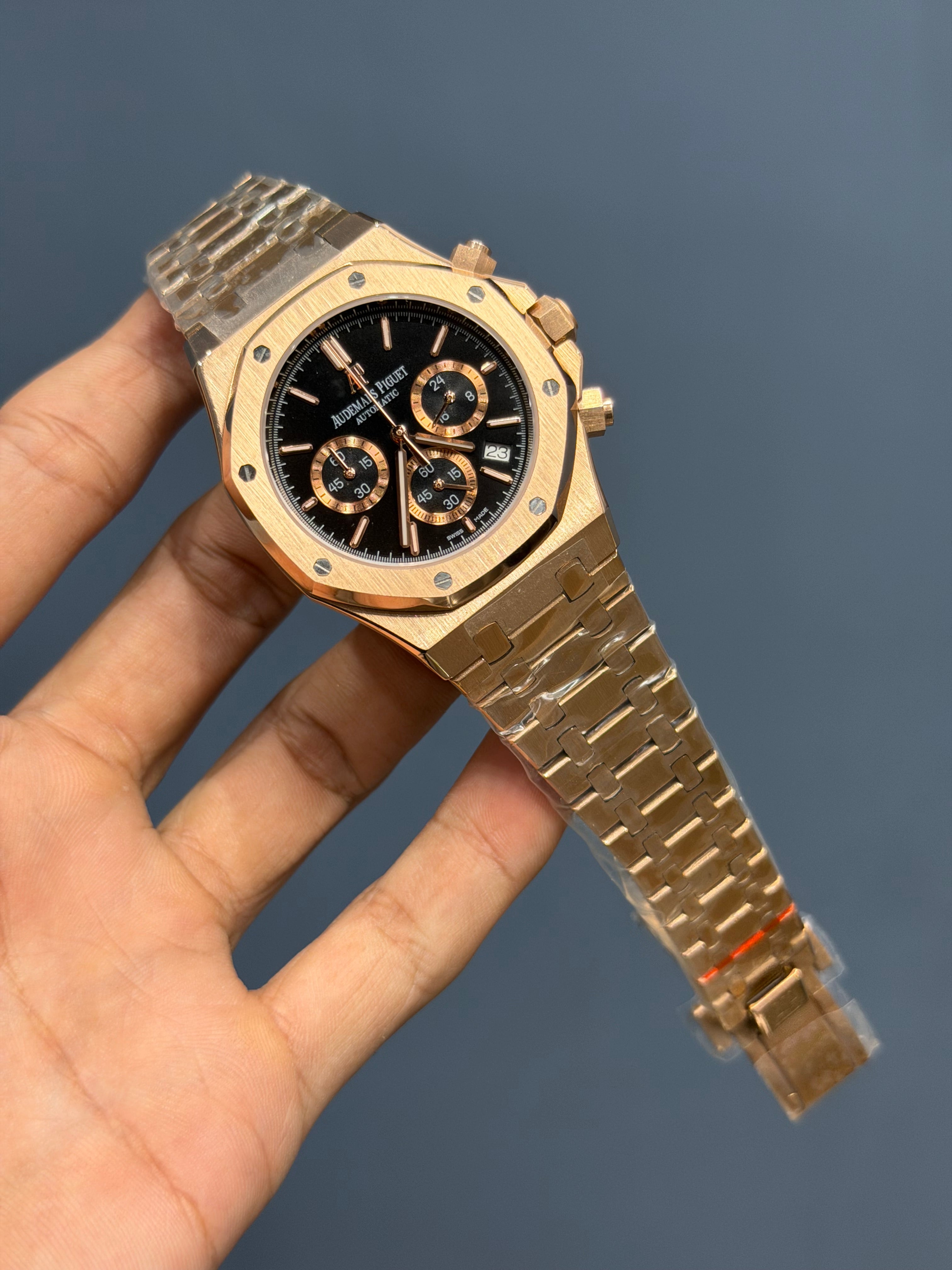 NEW COLLECTION CHRONOGRAPH ROSE WITH BLACK DIAL CHAIN WATCH