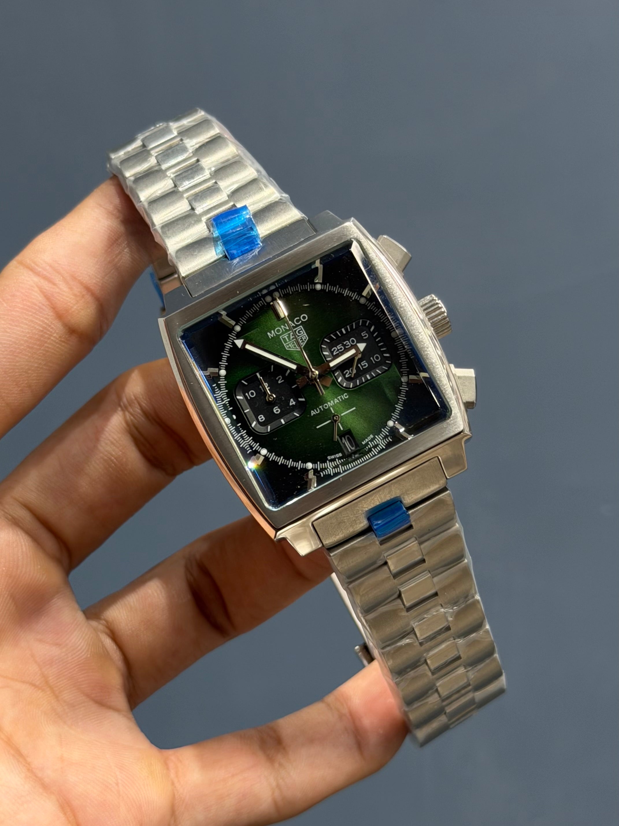 NEW COLLECTION CALIBRE CHRONOGRAPH SILVER STAINLESS STEEL WITH GREEN DIAL