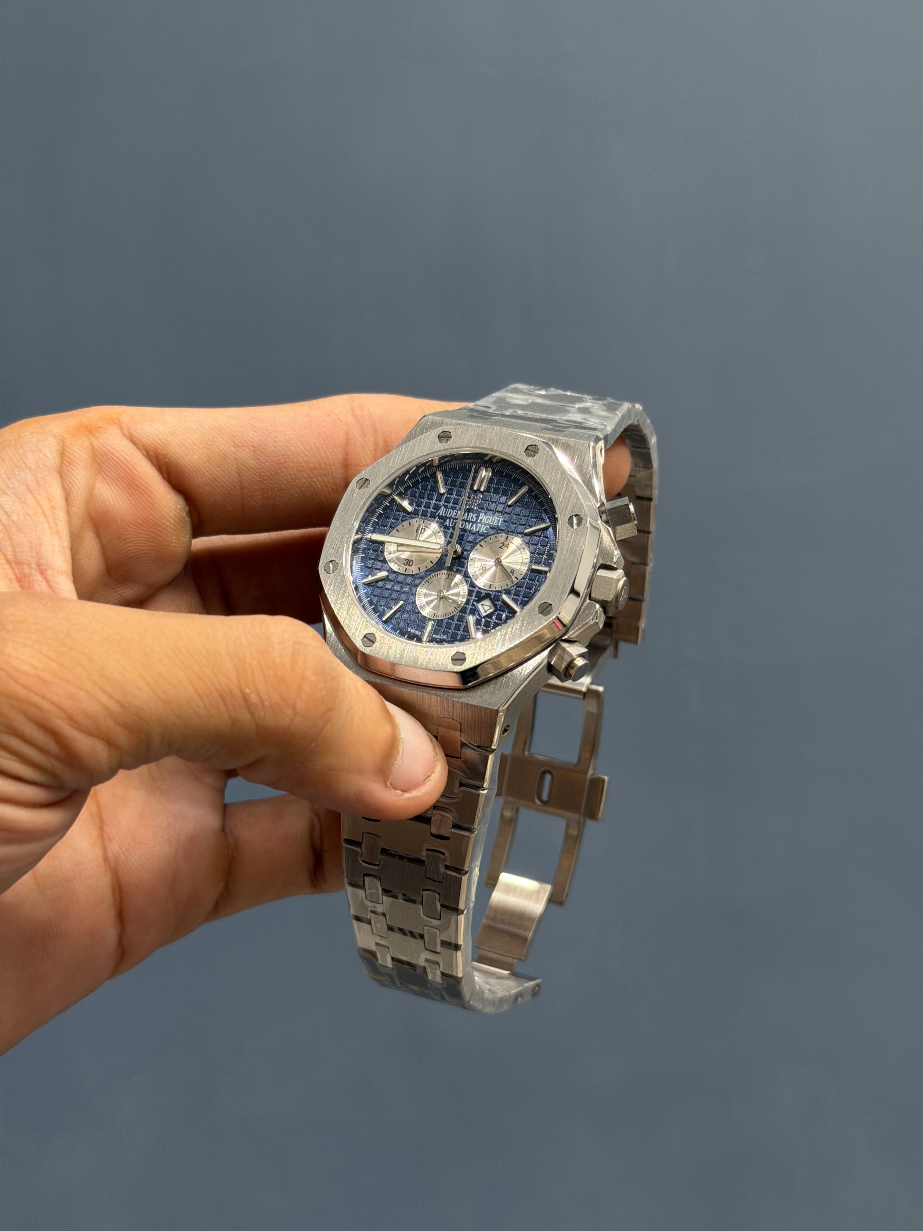 NEW COLLECTION CHRONOGRAPH SILVER WITH BLUE DIAL CHAIN WATCH