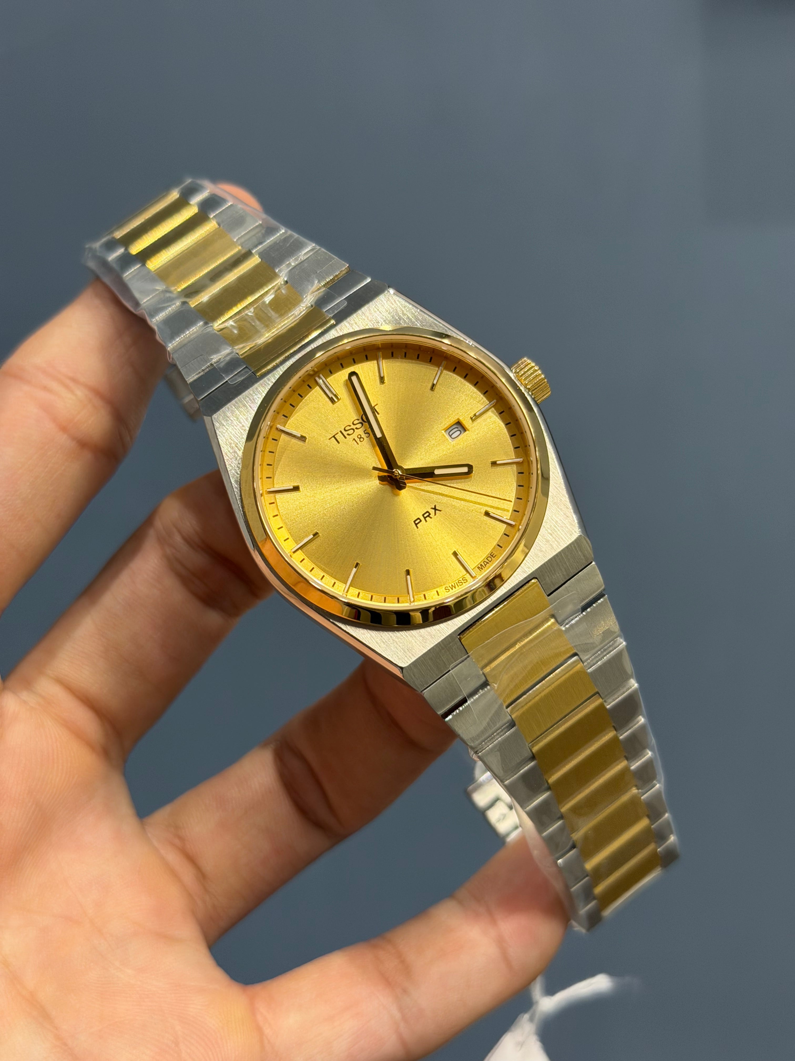 NEW COLLECTION TWOTONE GOLD & YELLOW PLAIN DIAL STAINLESS STEEL QUARTZ WATCH