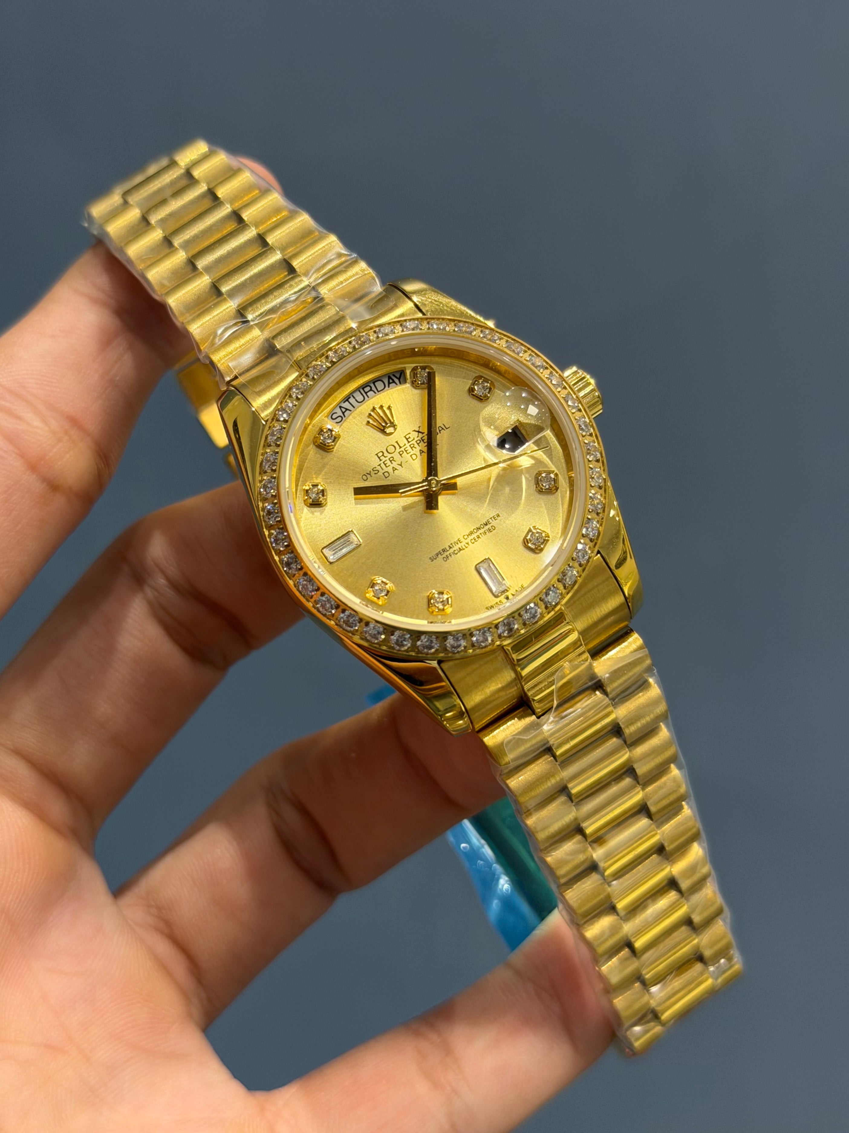 NEW COLLECTION 36 GOLD WITH YELLOW DIAL STONE BEZEL RUBY STONE FIGURE AUTOMATIC WATCH YZ FACTORY
