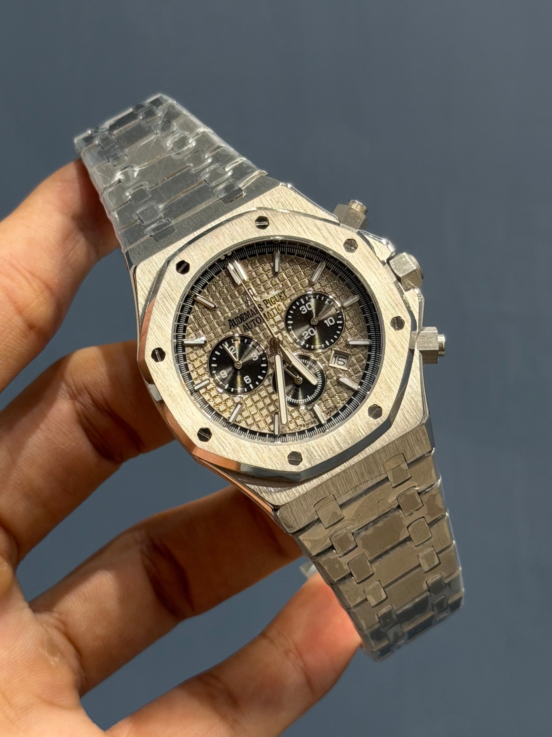 NEW COLLECTION CHRONOGRAPH SILVER WITH GREY DIAL CHAIN WATCH