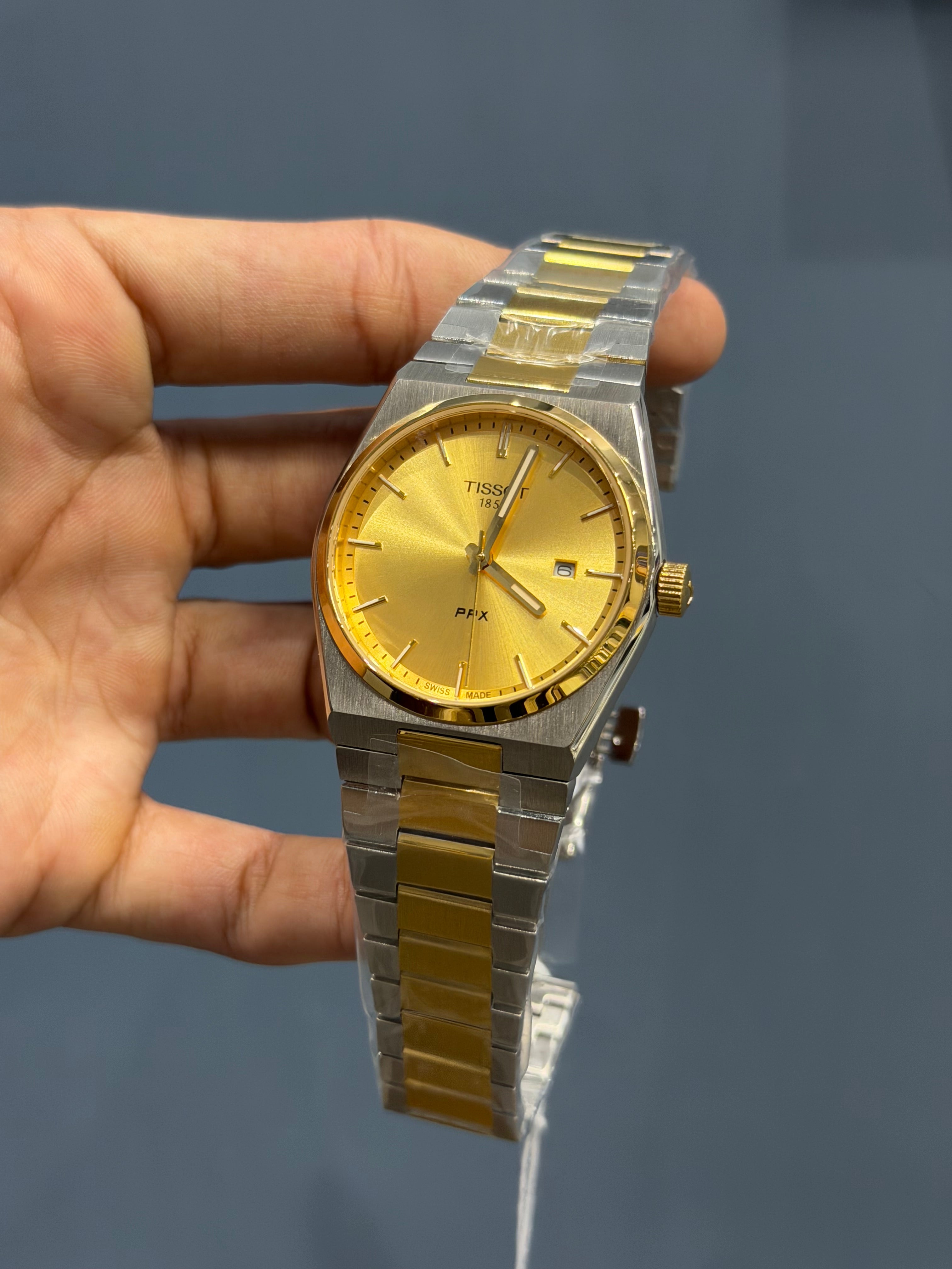 NEW COLLECTION TWOTONE GOLD & YELLOW PLAIN DIAL STAINLESS STEEL QUARTZ WATCH