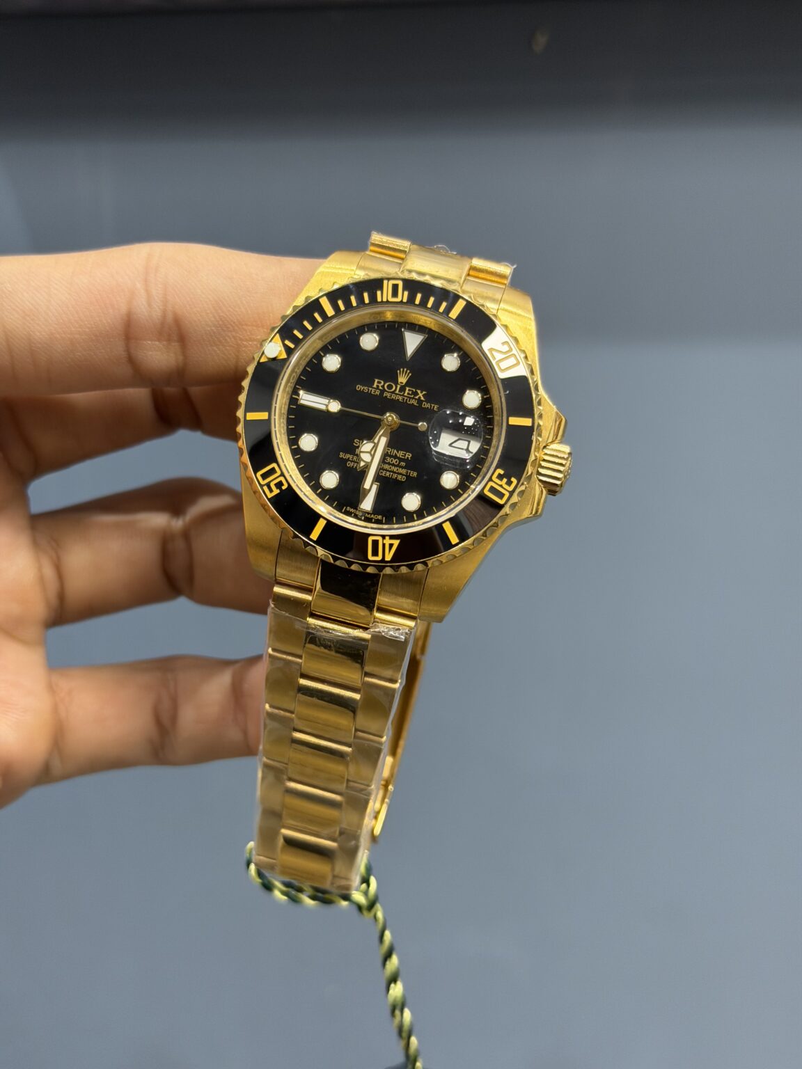 NEW COLLECTION 40 YELLOW GOLD WITH BLACK DIAL & BLACK BEZEL AUTOMATIC WATCH ZR FACTORY