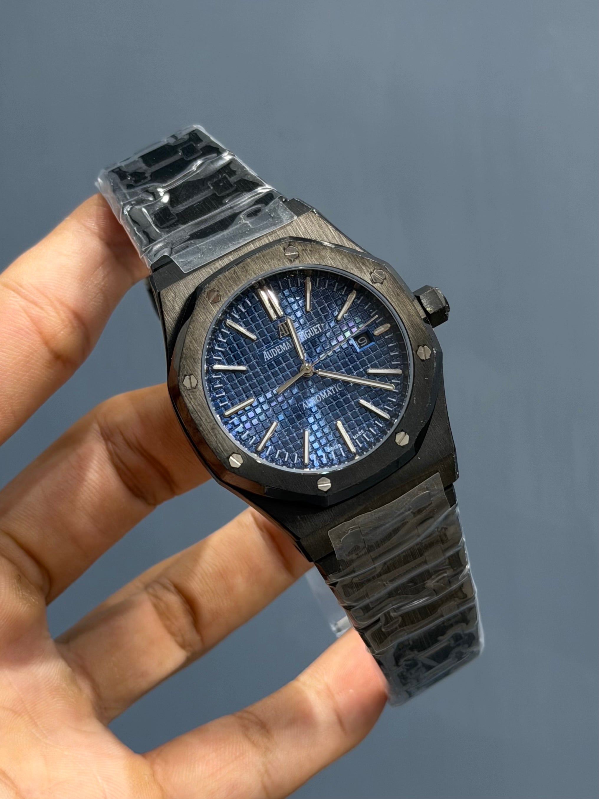 NEW COLLECTION BLACK WITH BLUE DIAL CHAIN WATCH FOR MEN