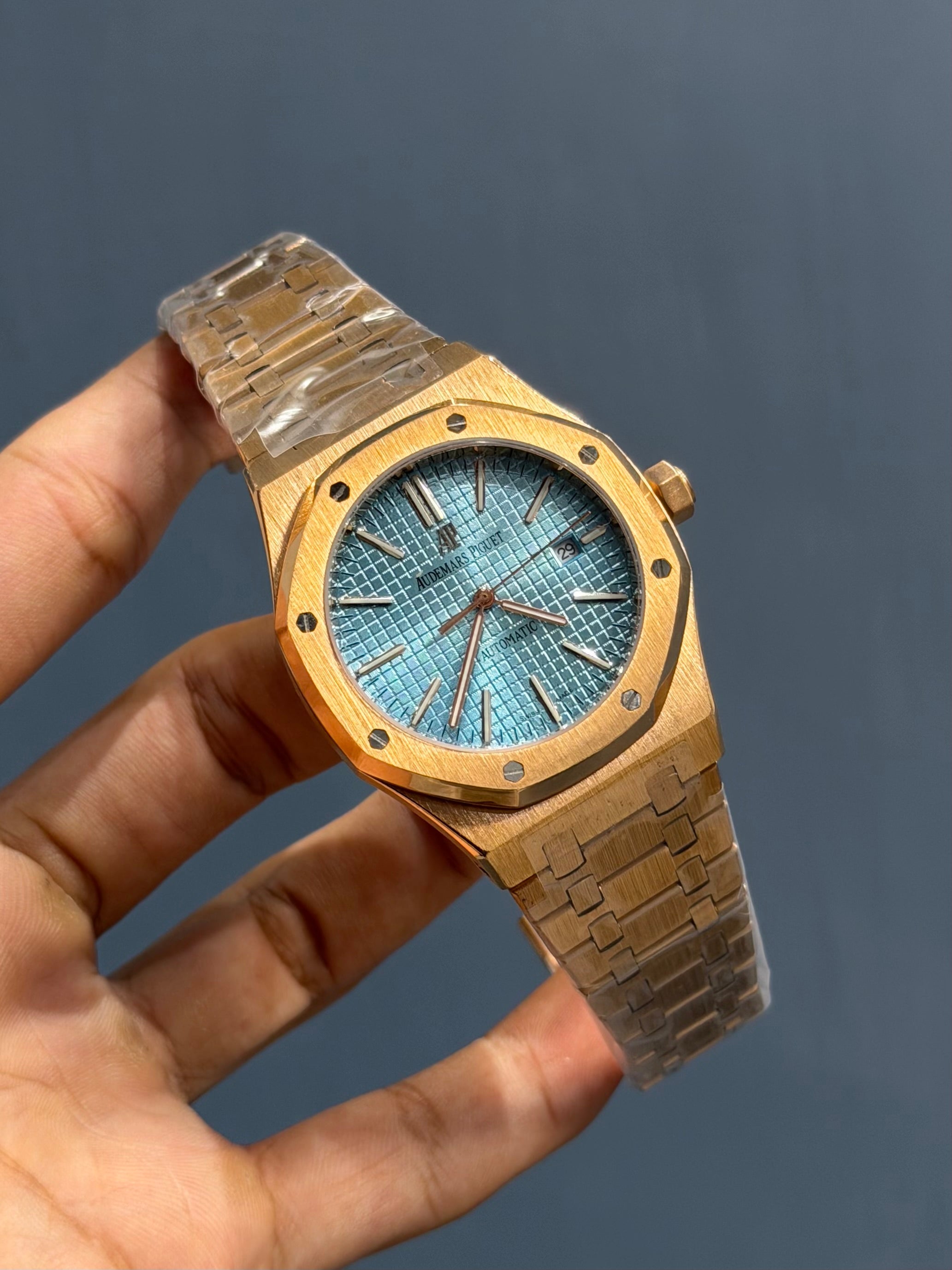 NEW COLLECTION ROSE WITH TIFFANY DIAL CHAIN WATCH FOR MEN