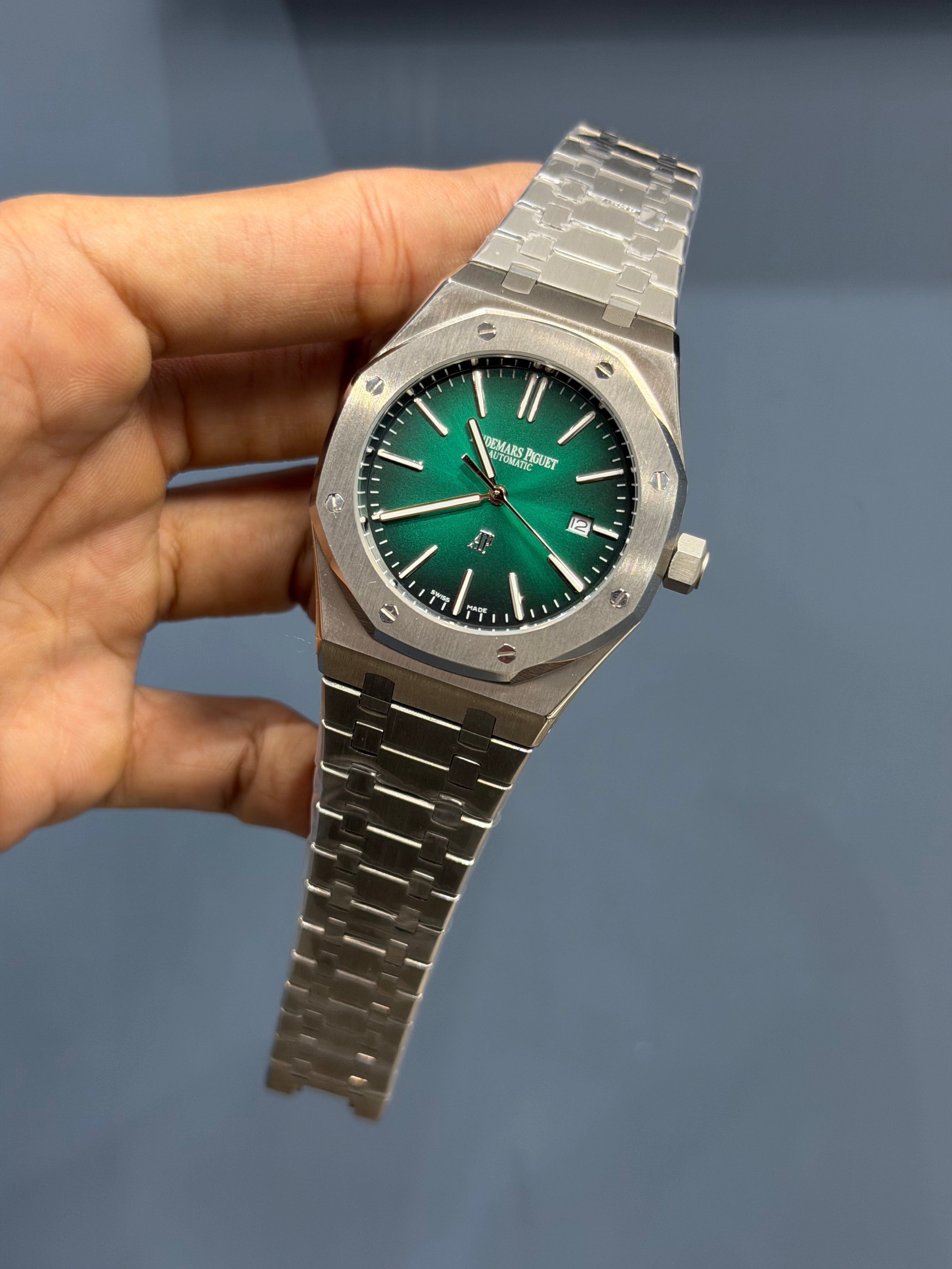 NEW COLLECTION SILVER WITH GREEN DIAL CHAIN WATCH FOR MEN