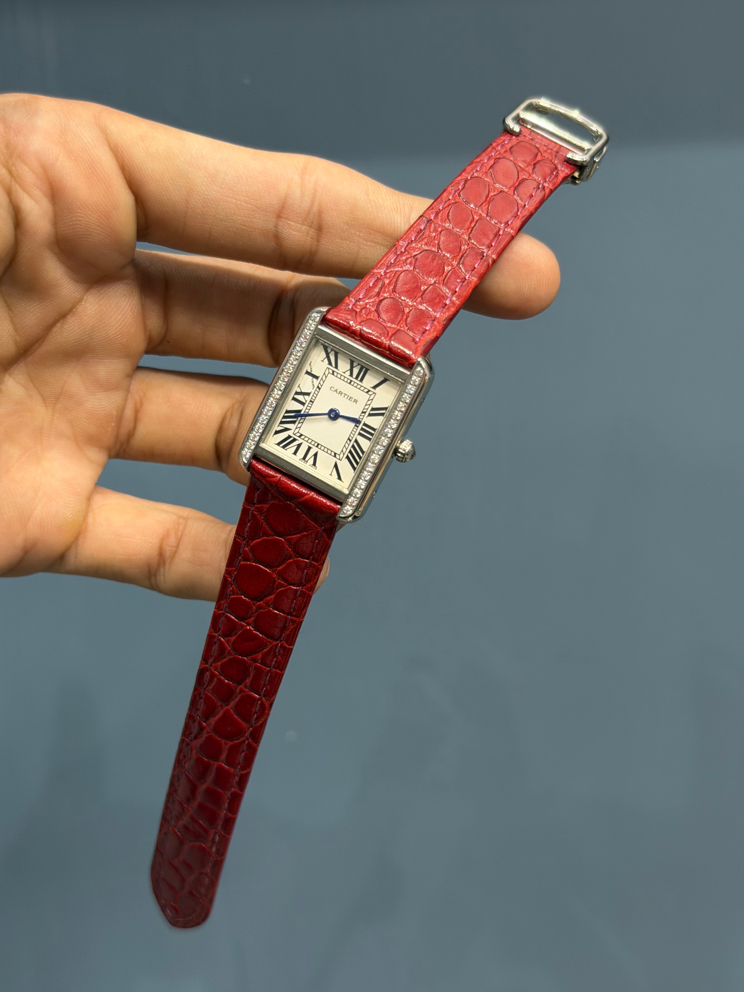 NEW COLLECTION STONE BEZEL SILVER CASE WITH WHITE DIAL & MAHROON LEATHER STRAP