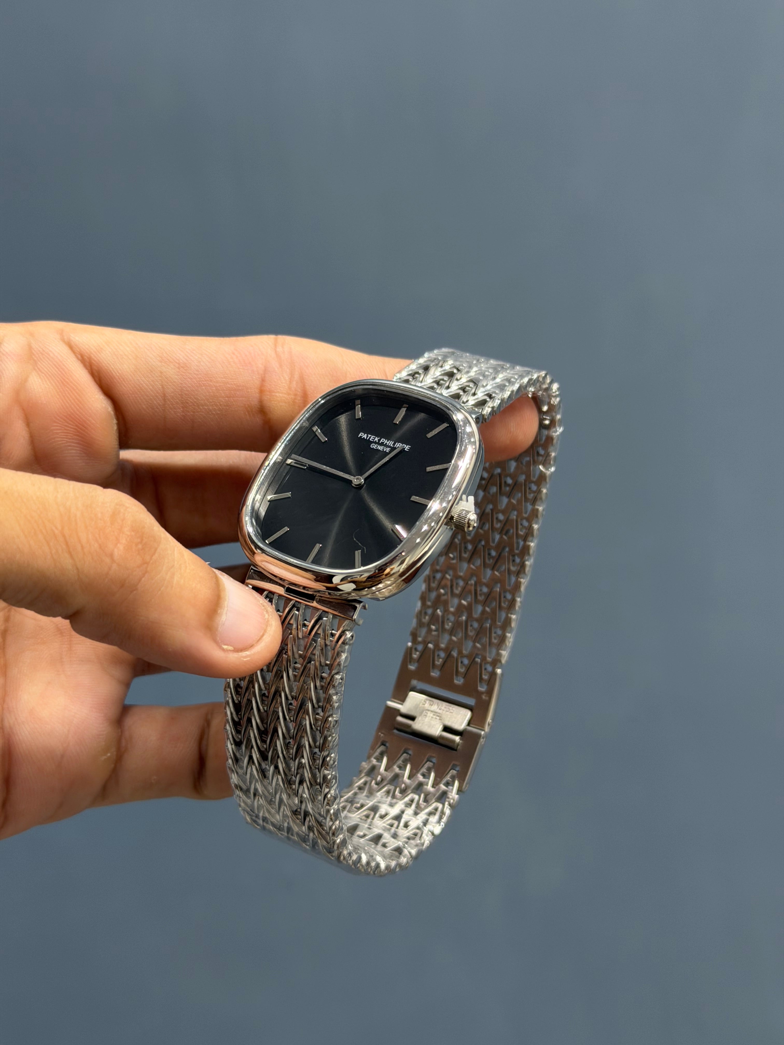 NEW COLLECTION SQUARE SILVER WITH BLACK DIAL CHAIN WATCH