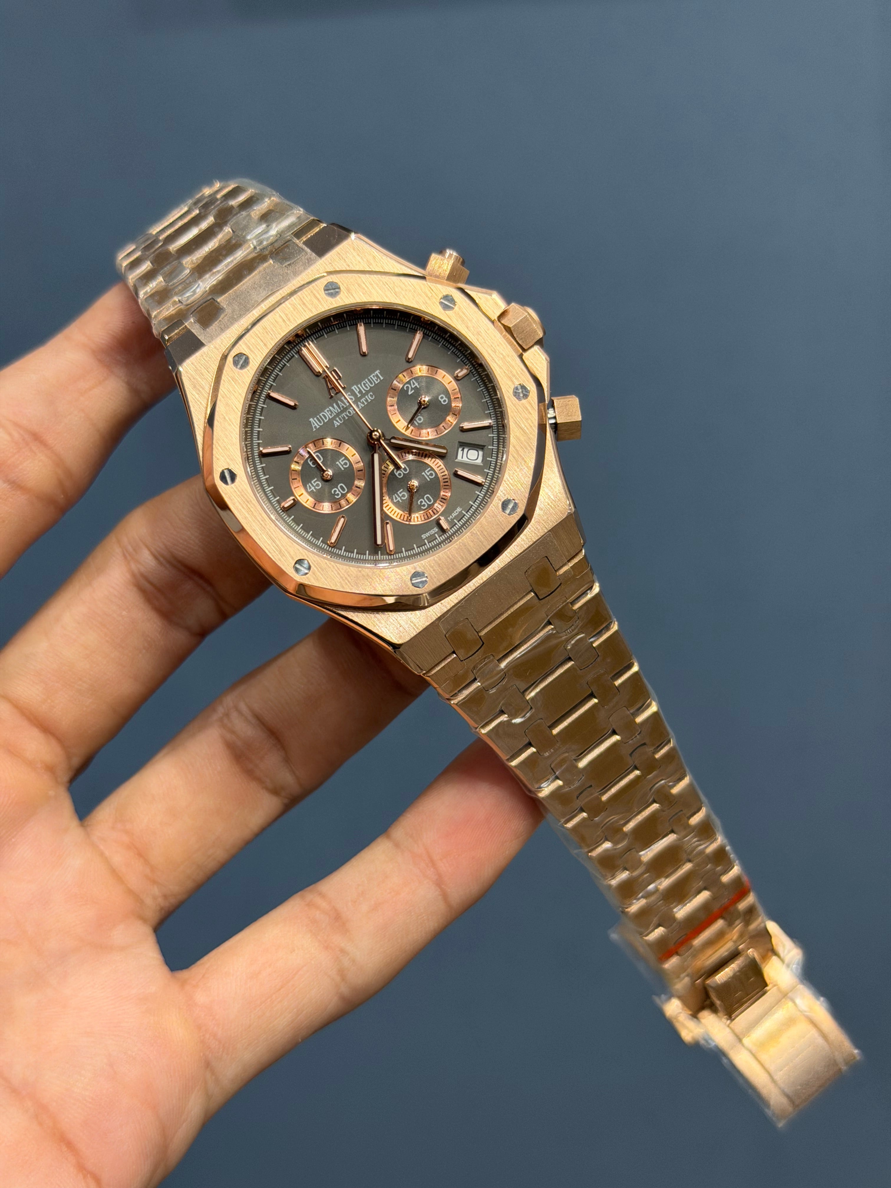 NEW COLLECTION CHRONOGRAPH ROSE WITH GREY DIAL CHAIN WATCH
