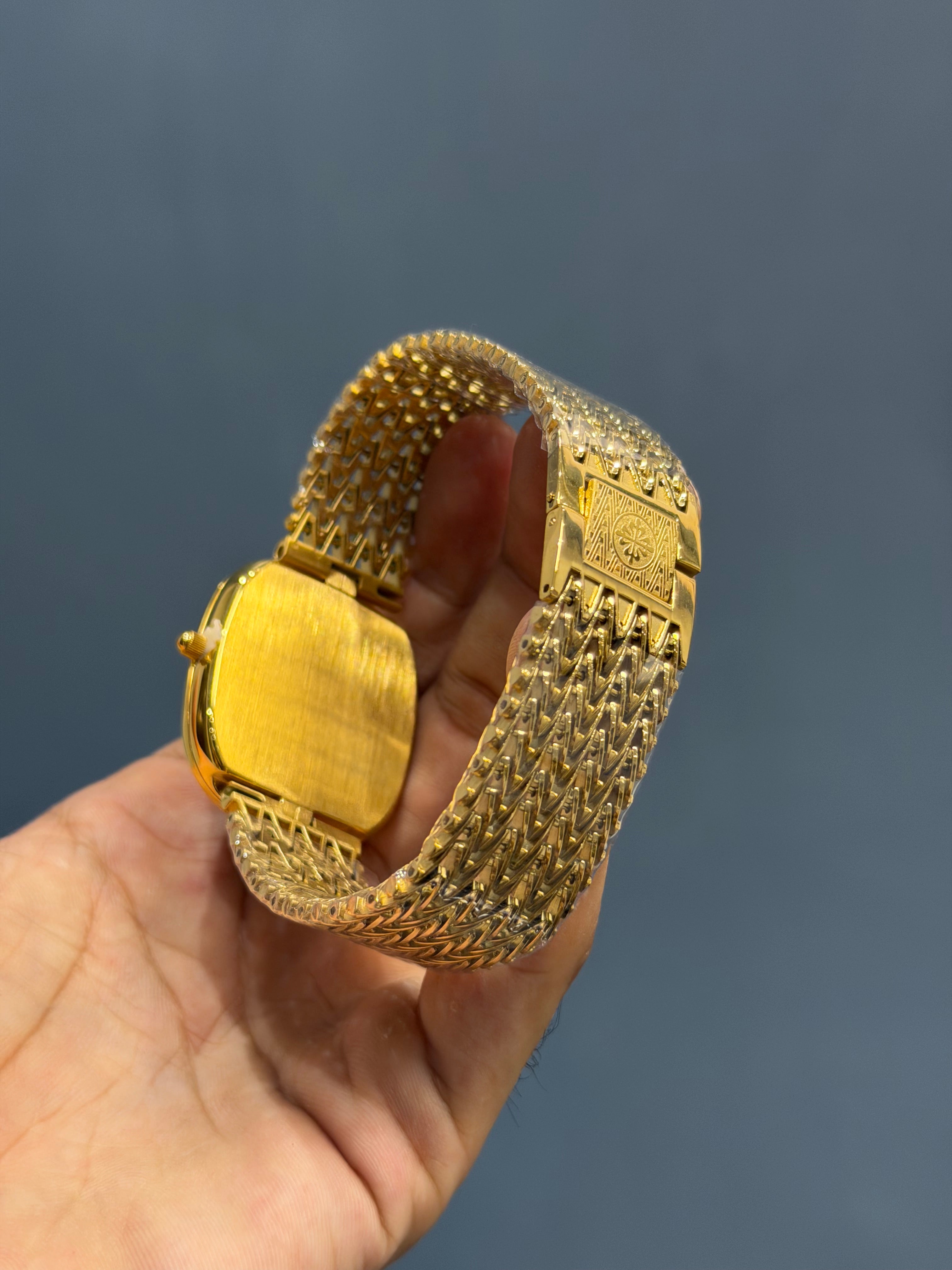 NEW COLLECTION SQUARE YELLOW GOLD WITH BLACK DIAL CHAIN WATCH