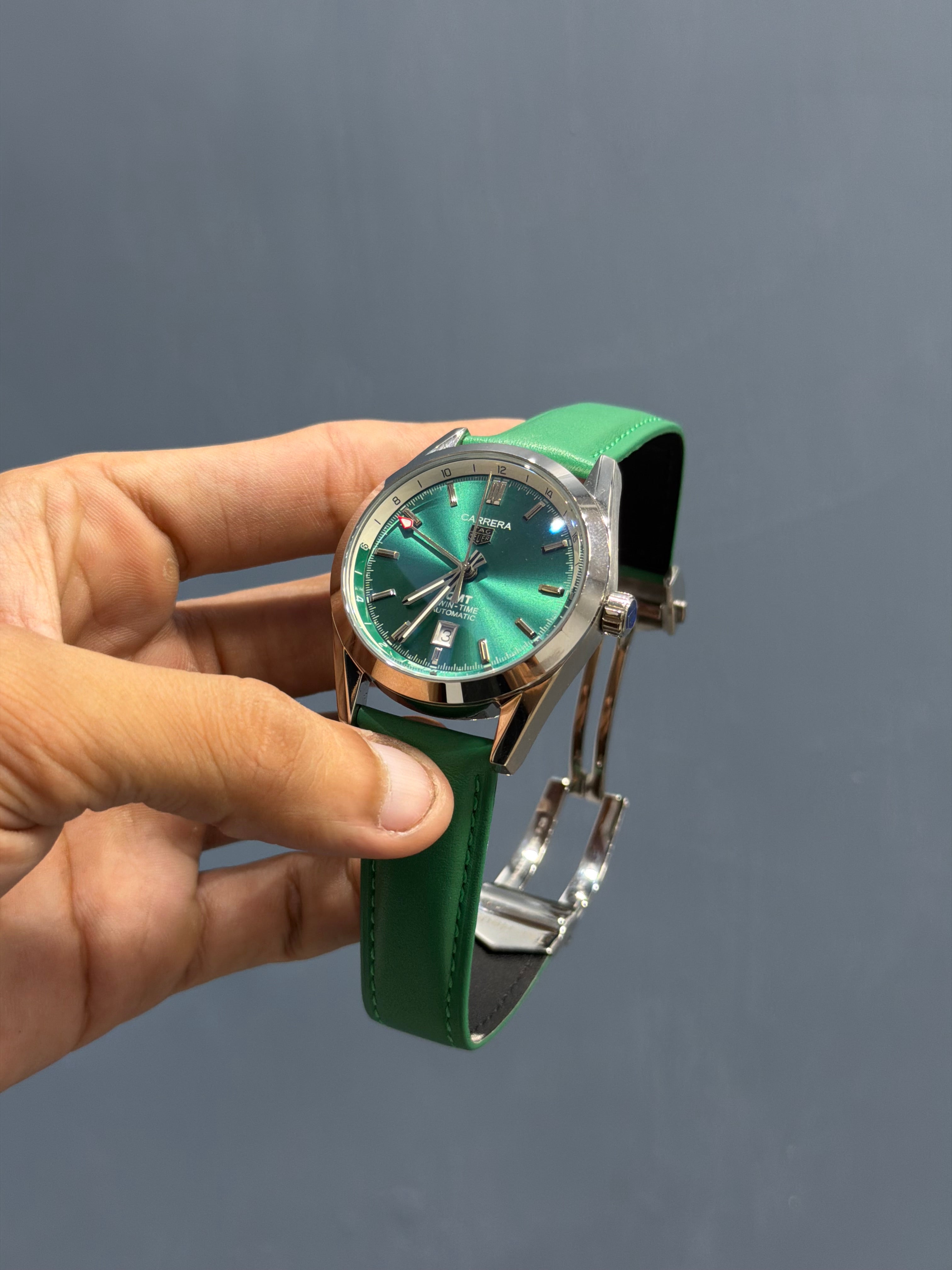 NEW COLLECTION SILVER WITH GREEN DIAL AUTOMATIC WATCH