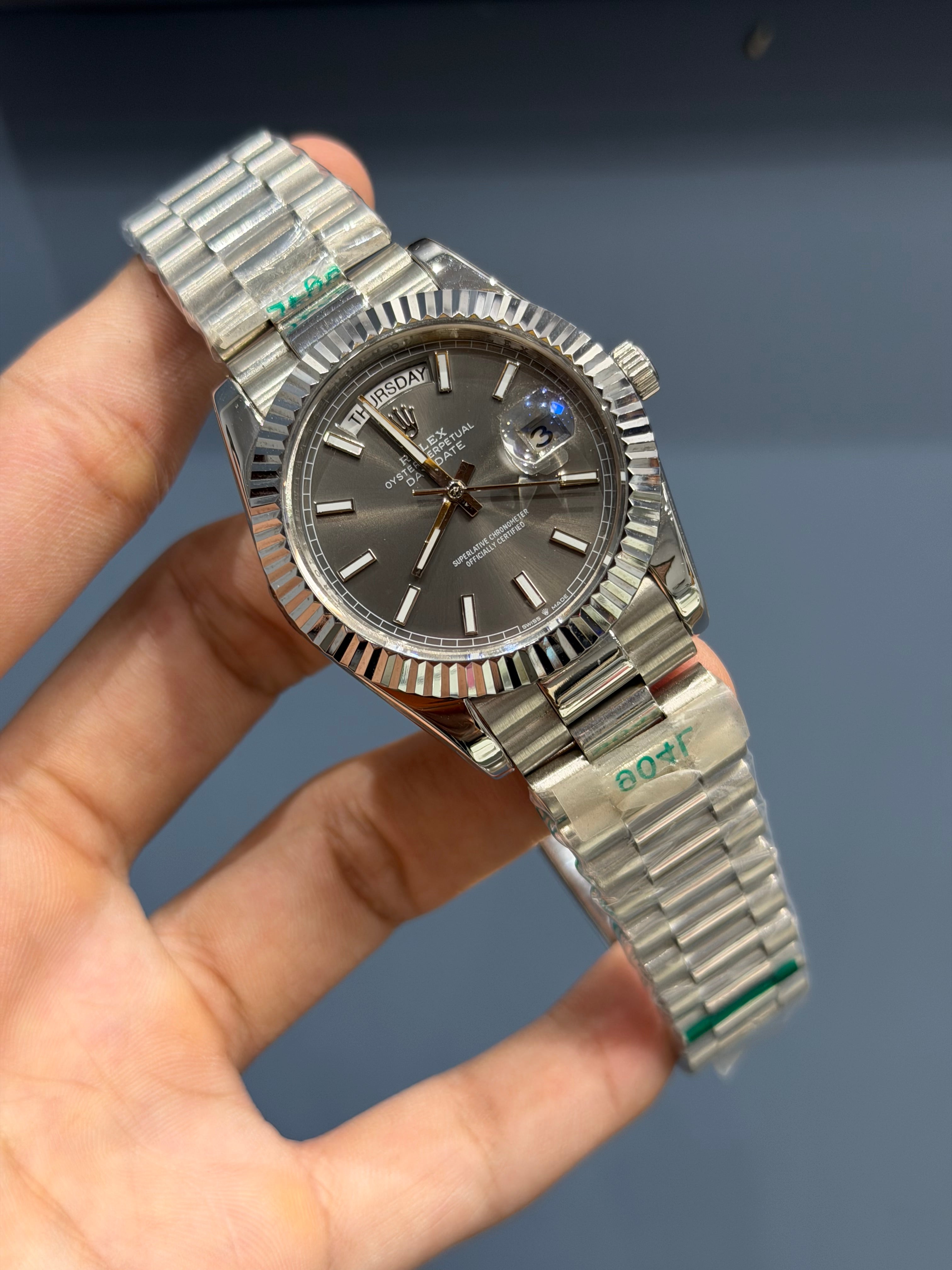 NEW COLLECTION 40MM SILVER WITH GREY DIAL SHORT INDEX FIGURE YZ MADE