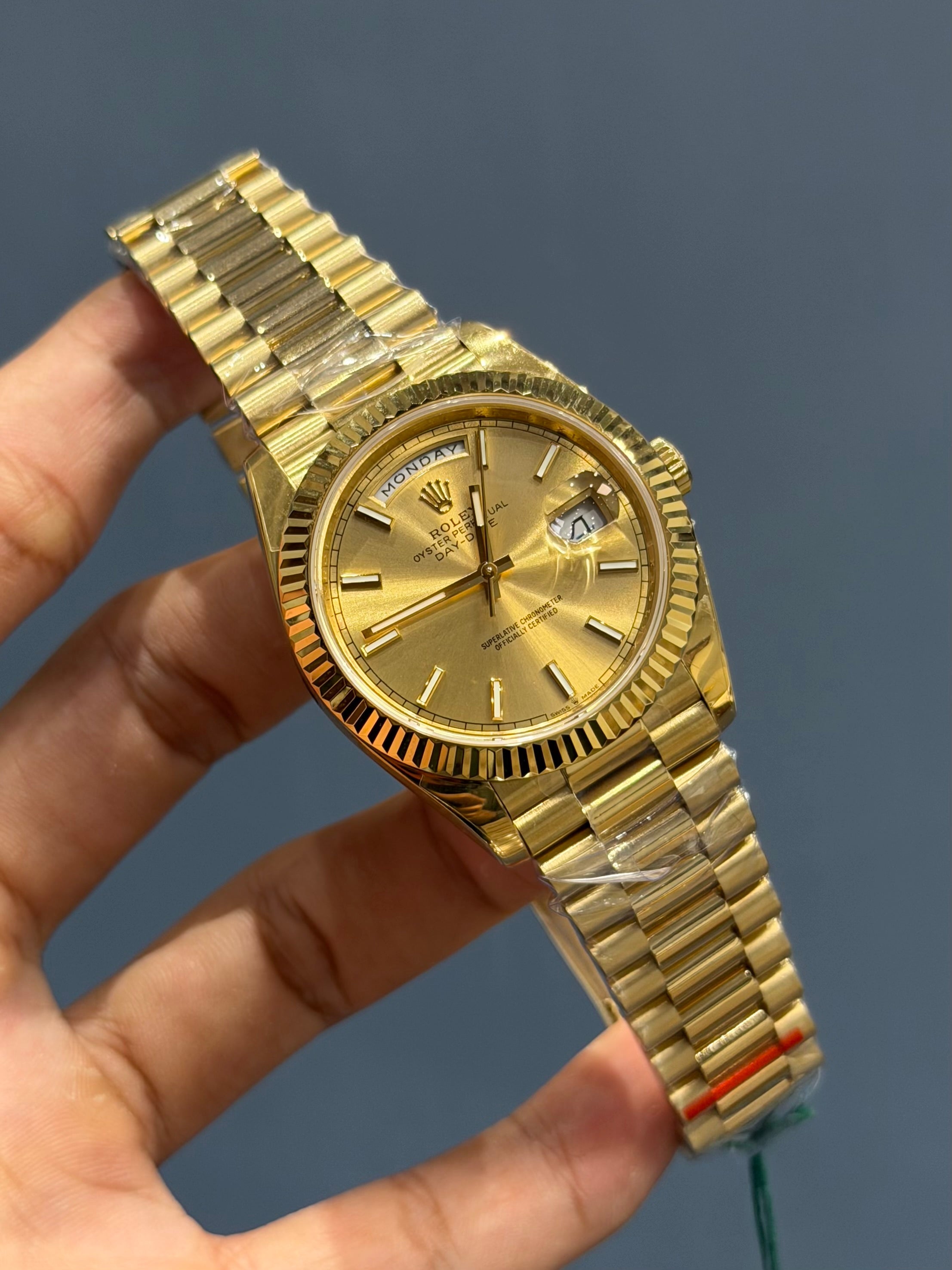 NEW COLLECTION 40 YELLOW GOLD WITH YELLOW DIAL AUTOMATIC WATCH BP MADE