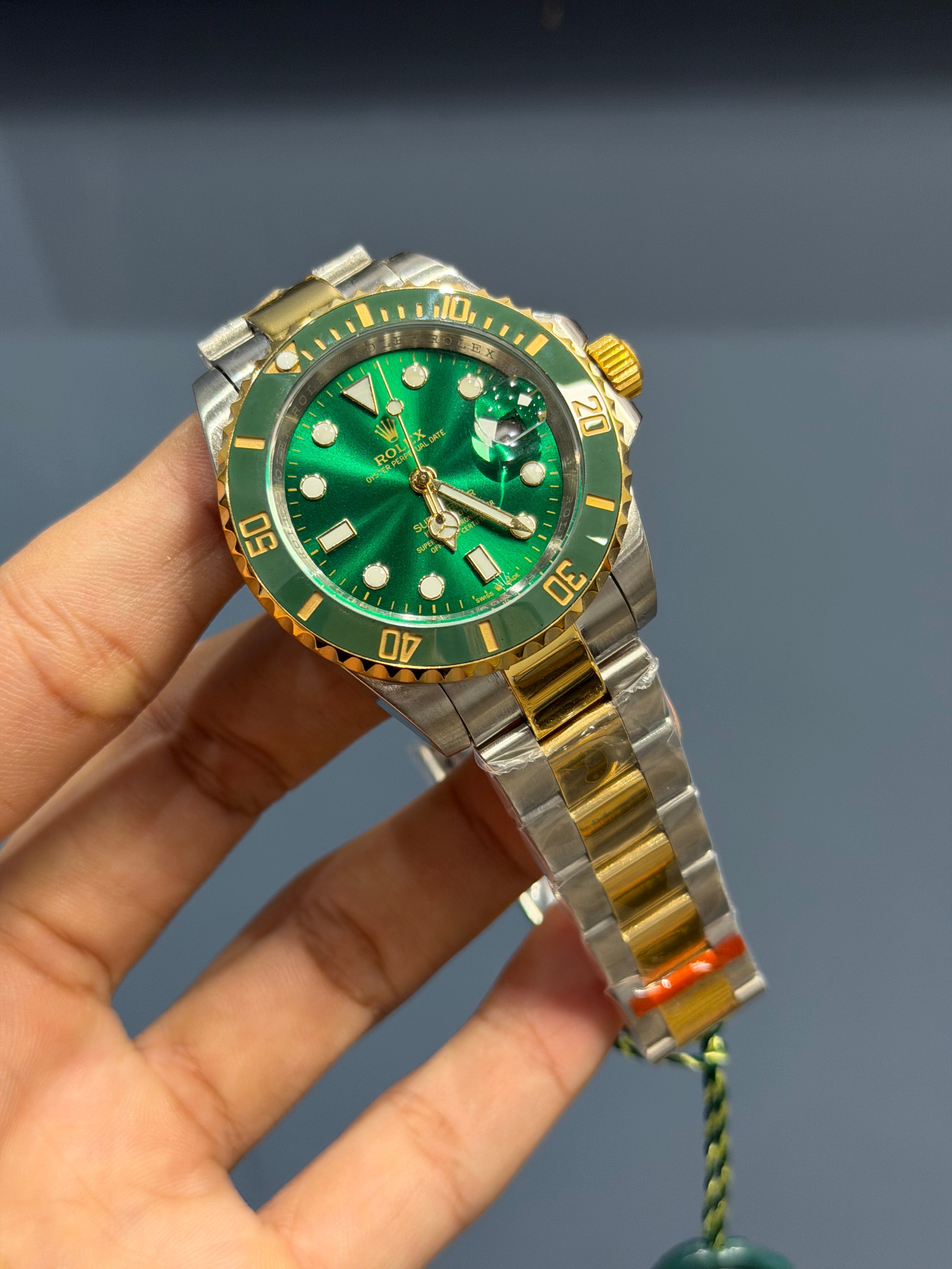 NEW COLLECTION 40 TWOTONE GOLD WITH GREEN DIAL & GREEN BEZEL AUTOMATIC WATCH YZ FACTORY