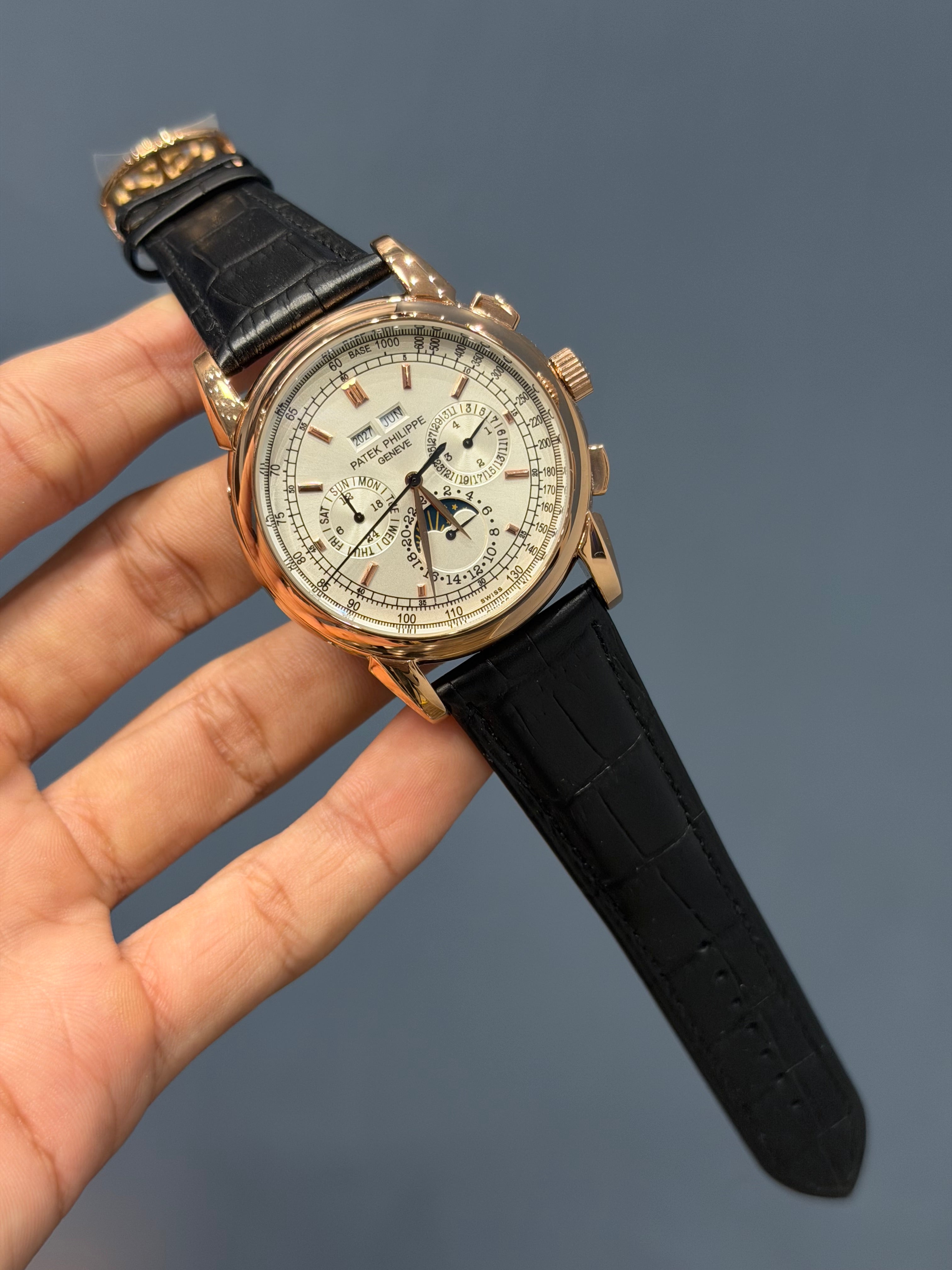 NEW COLLECTION CHRONOGRAPH ROSE CASE WITH INDEX WHITE DIAL & LEATHER STRAP