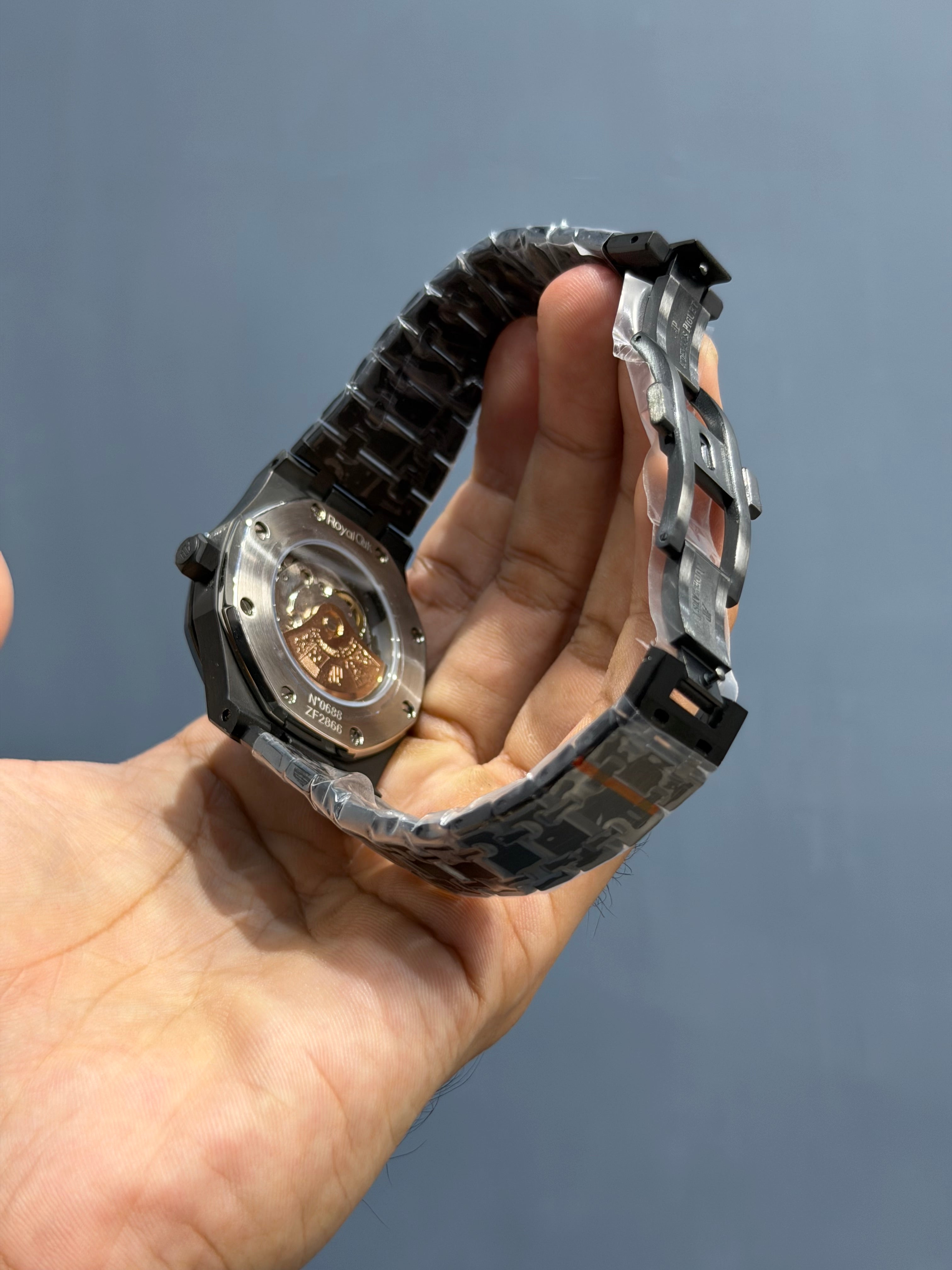 NEW COLLECTION BLACK WITH BLACK DIAL CHAIN WATCH FOR MEN