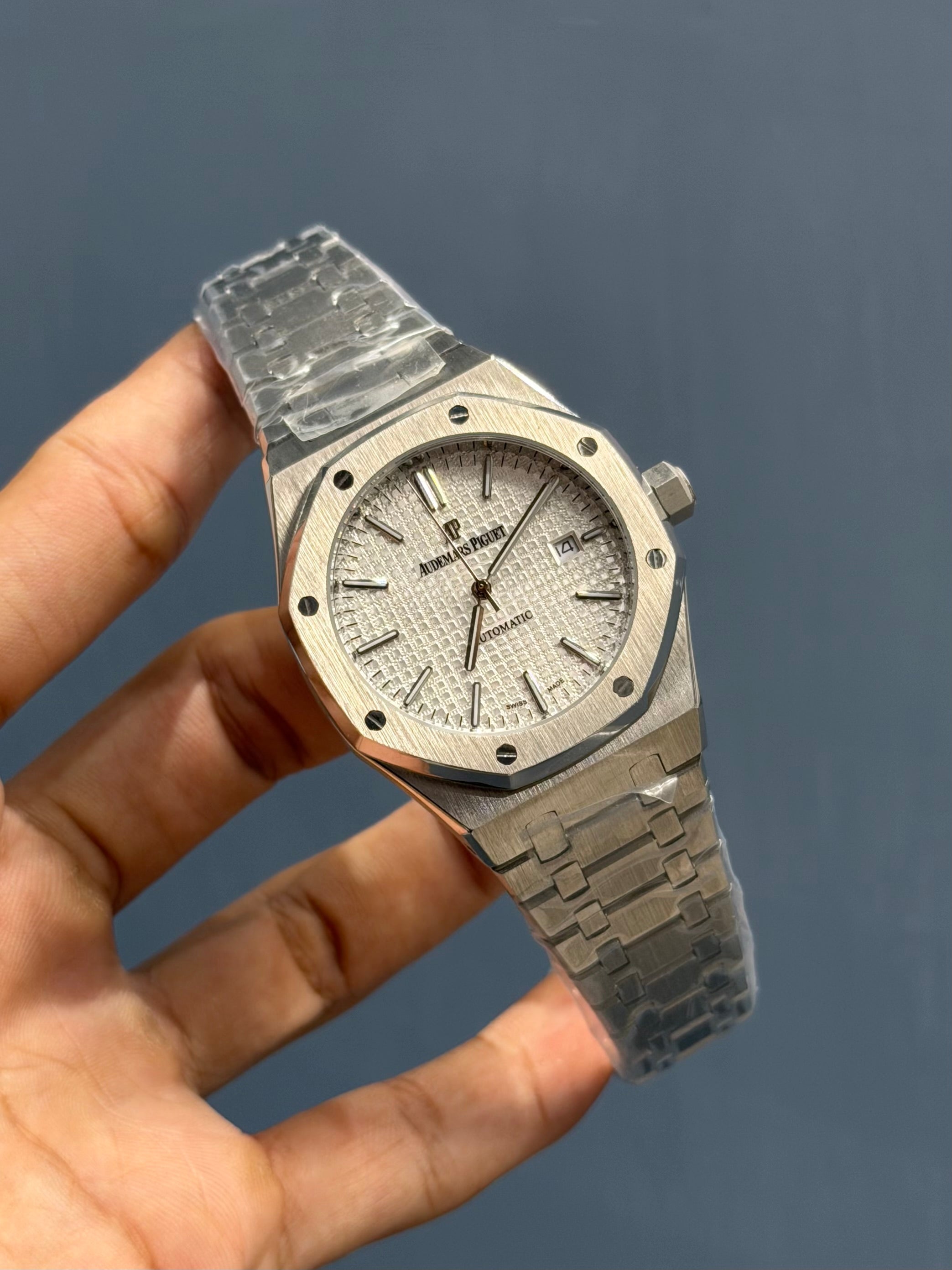 NEW COLLECTION SILVER WITH WHITE DIAL CHAIN WATCH FOR MEN