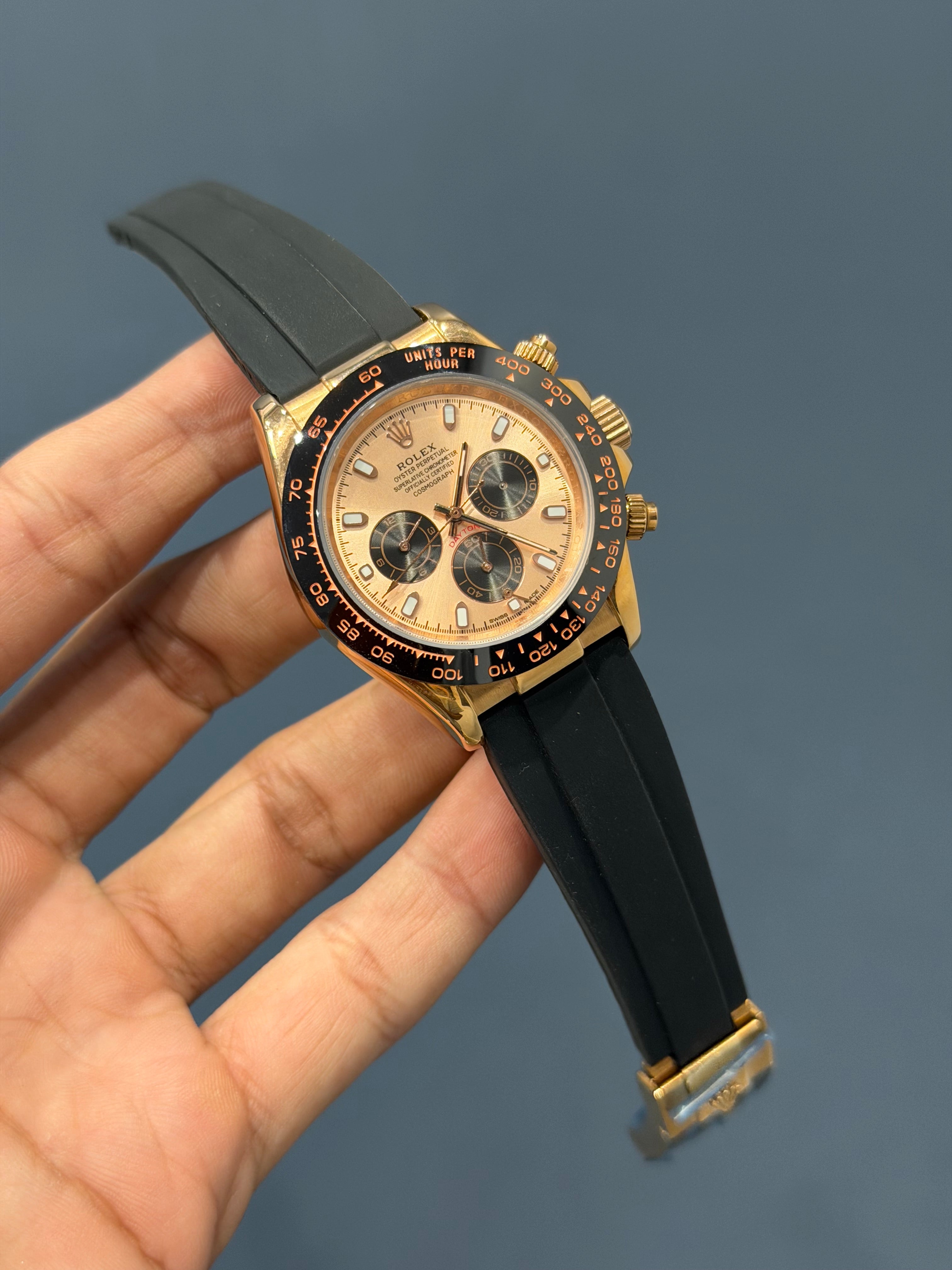 NEW COLLECTION CHRONOGRAPH 40 ROSE GOLD CASE WITH ROSE DIAL & RUBBER STRAP