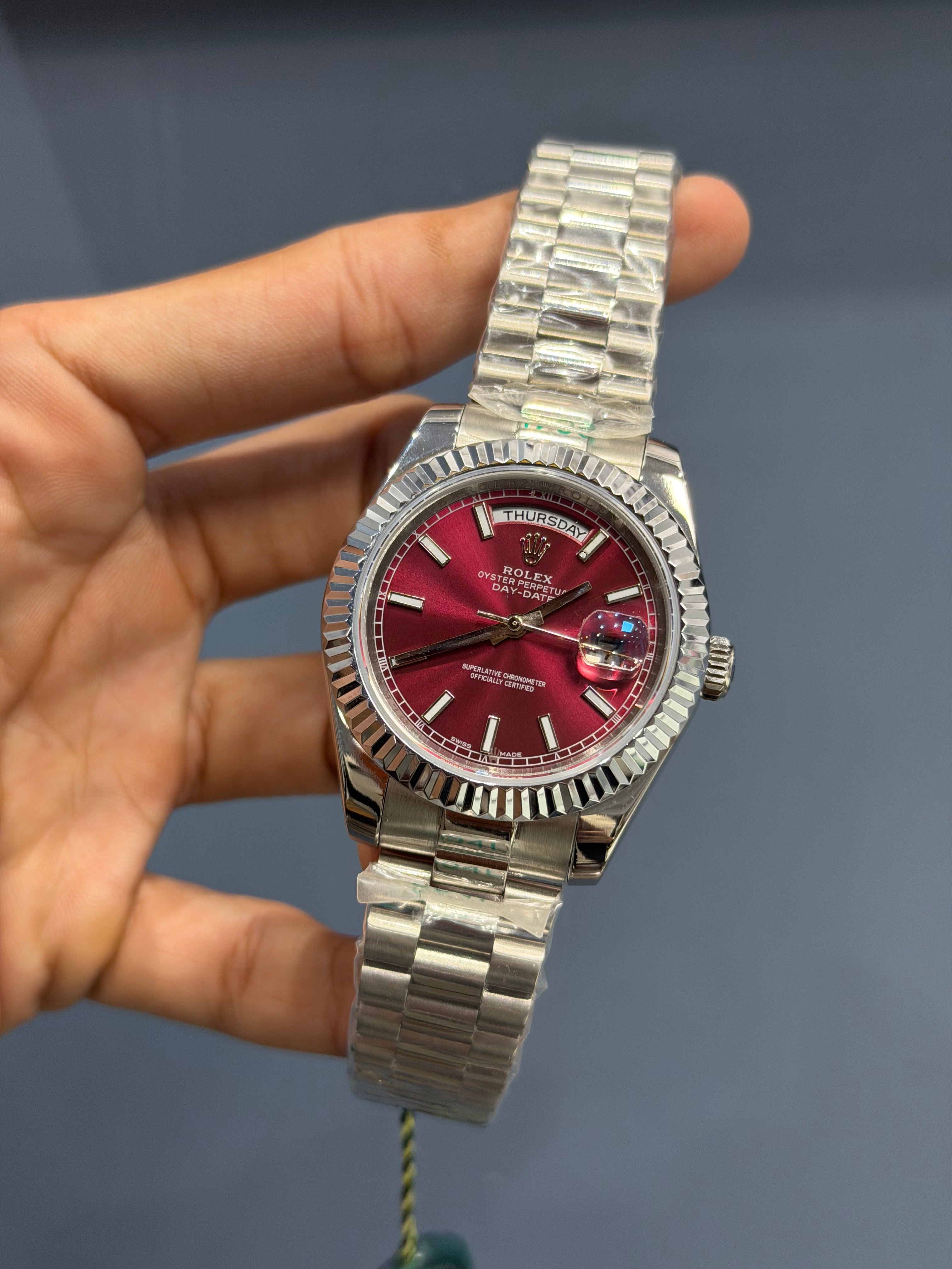 NEW COLLECTION 40MM SILVER WITH MAHROON DIAL SHORT INDEX FIGURE YZ MADE