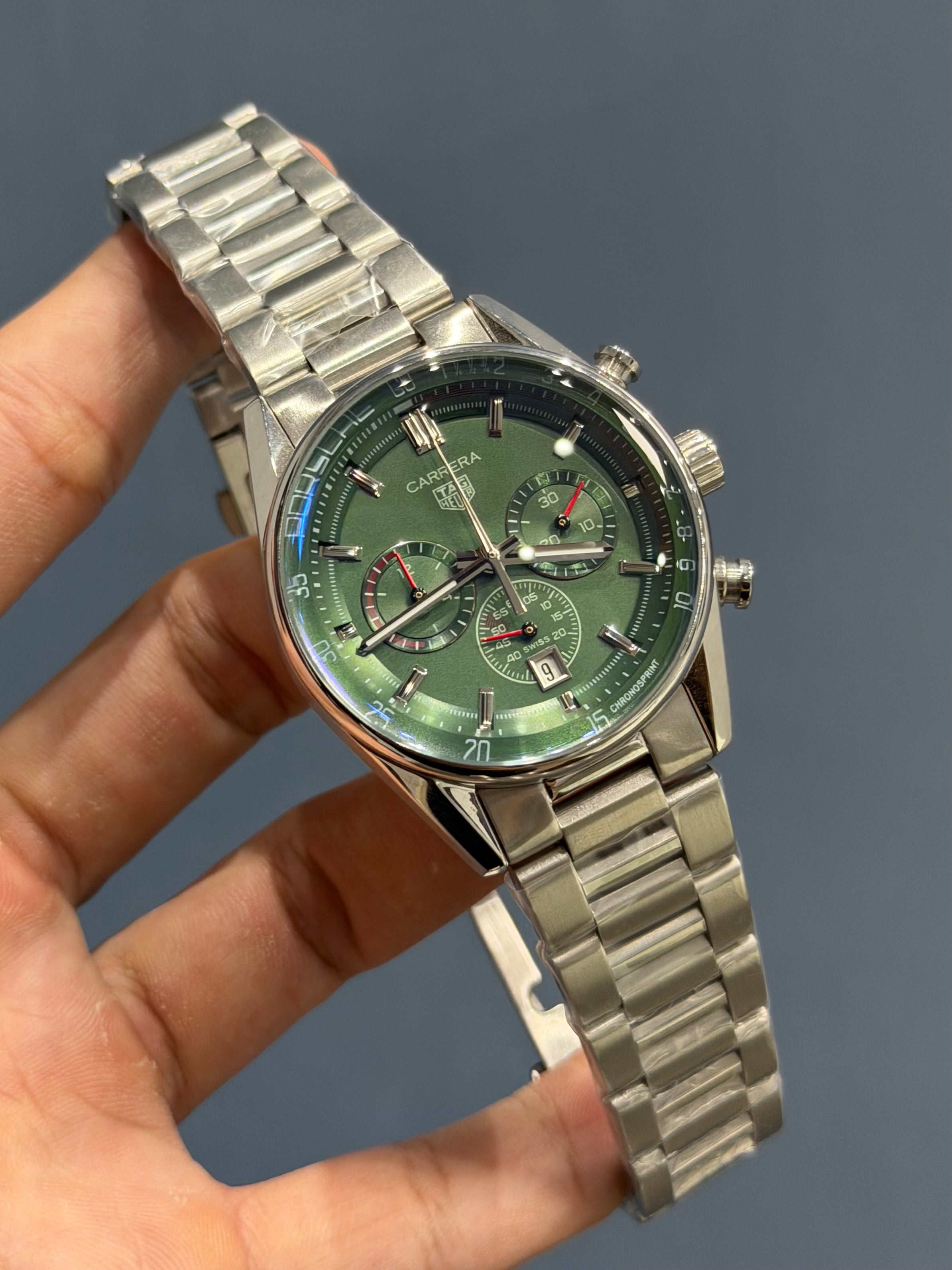 NEW COLLECTION CHRONOGRAPH SILVER WITH GREEN DIAL MENS WATCH