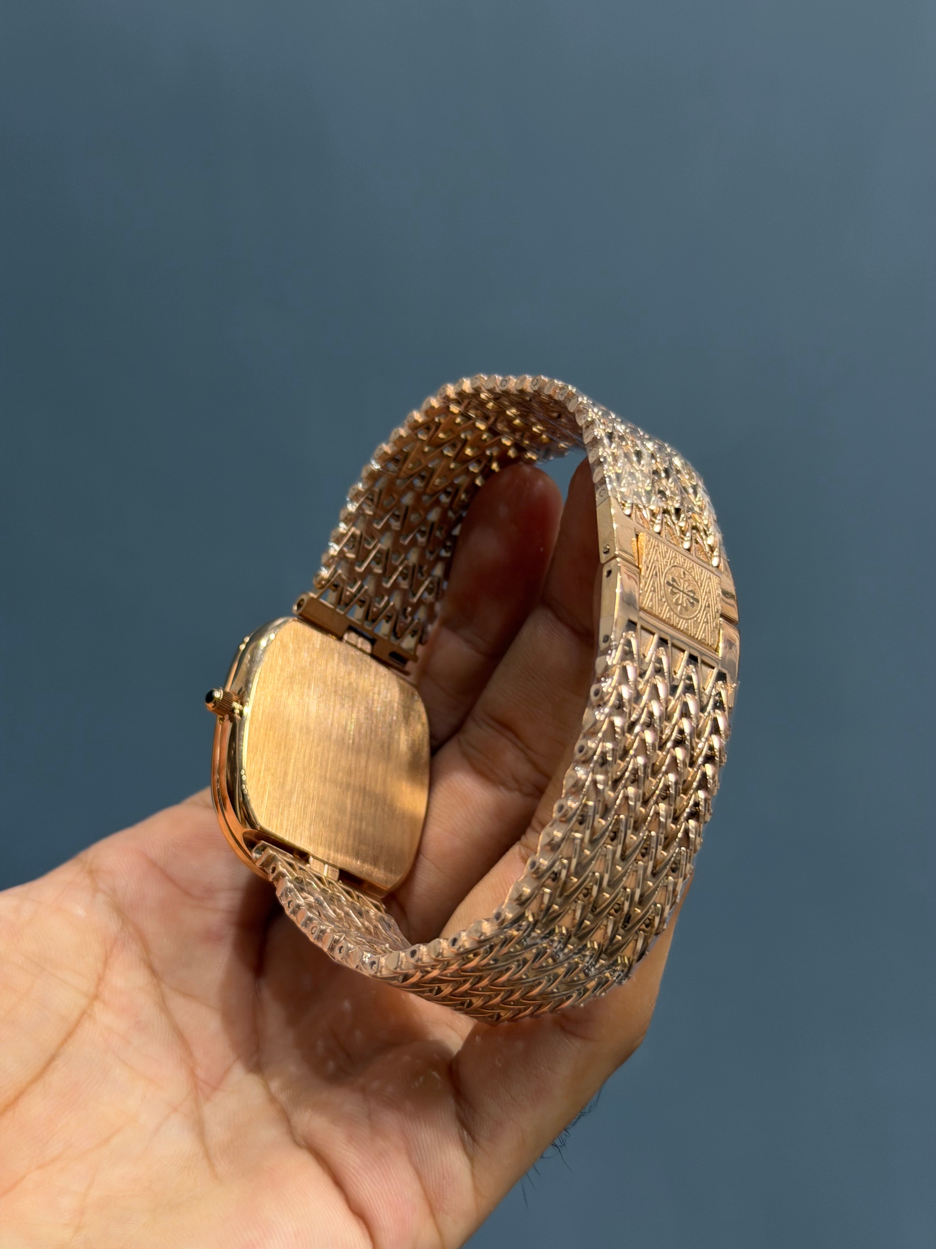 NEW COLLECTION SQUARE ROSE GOLD WITH CHOCO DIAL CHAIN WATCH