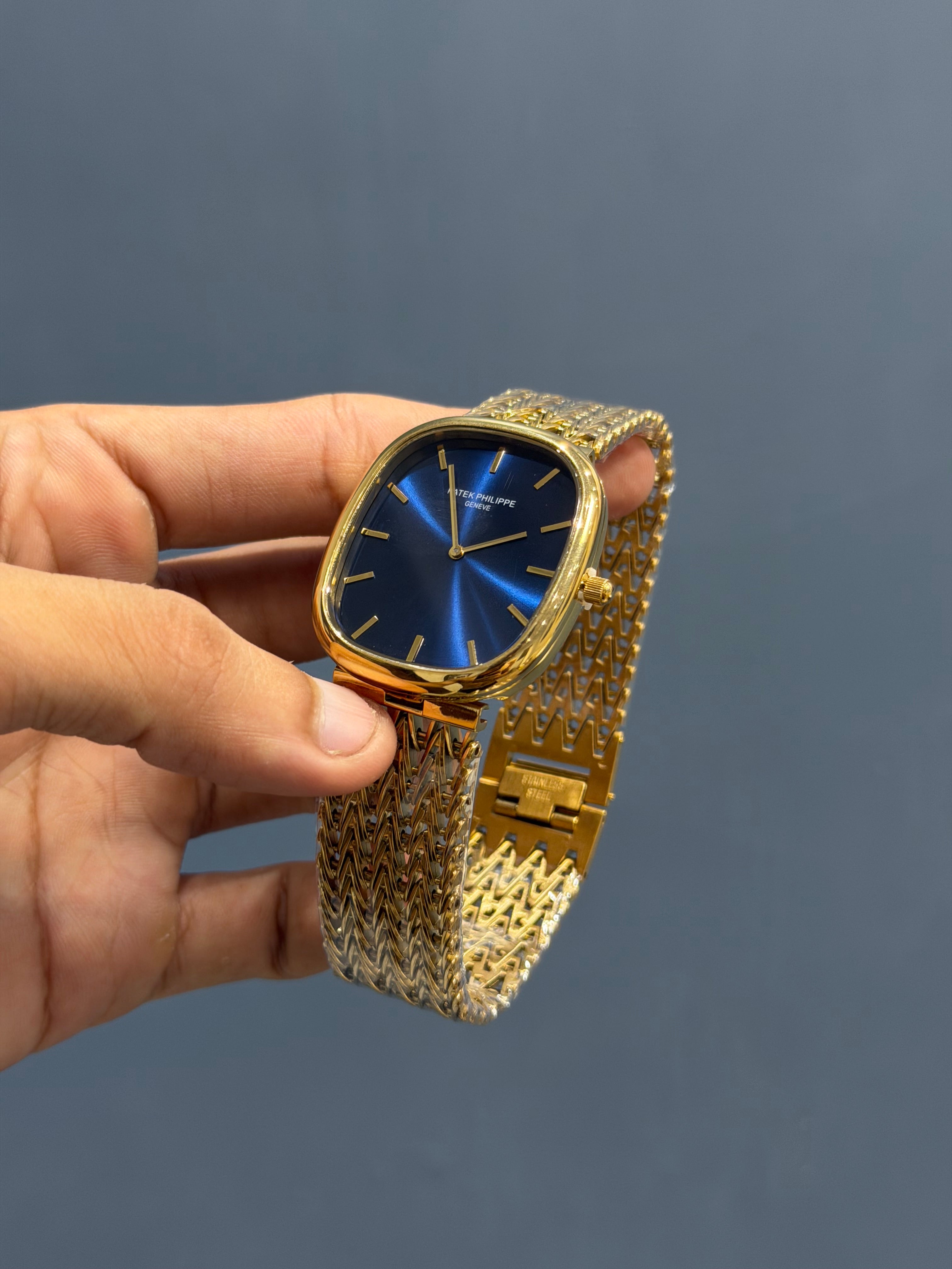 NEW COLLECTION SQUARE YELLOW GOLD WITH BLUE DIAL CHAIN WATCH