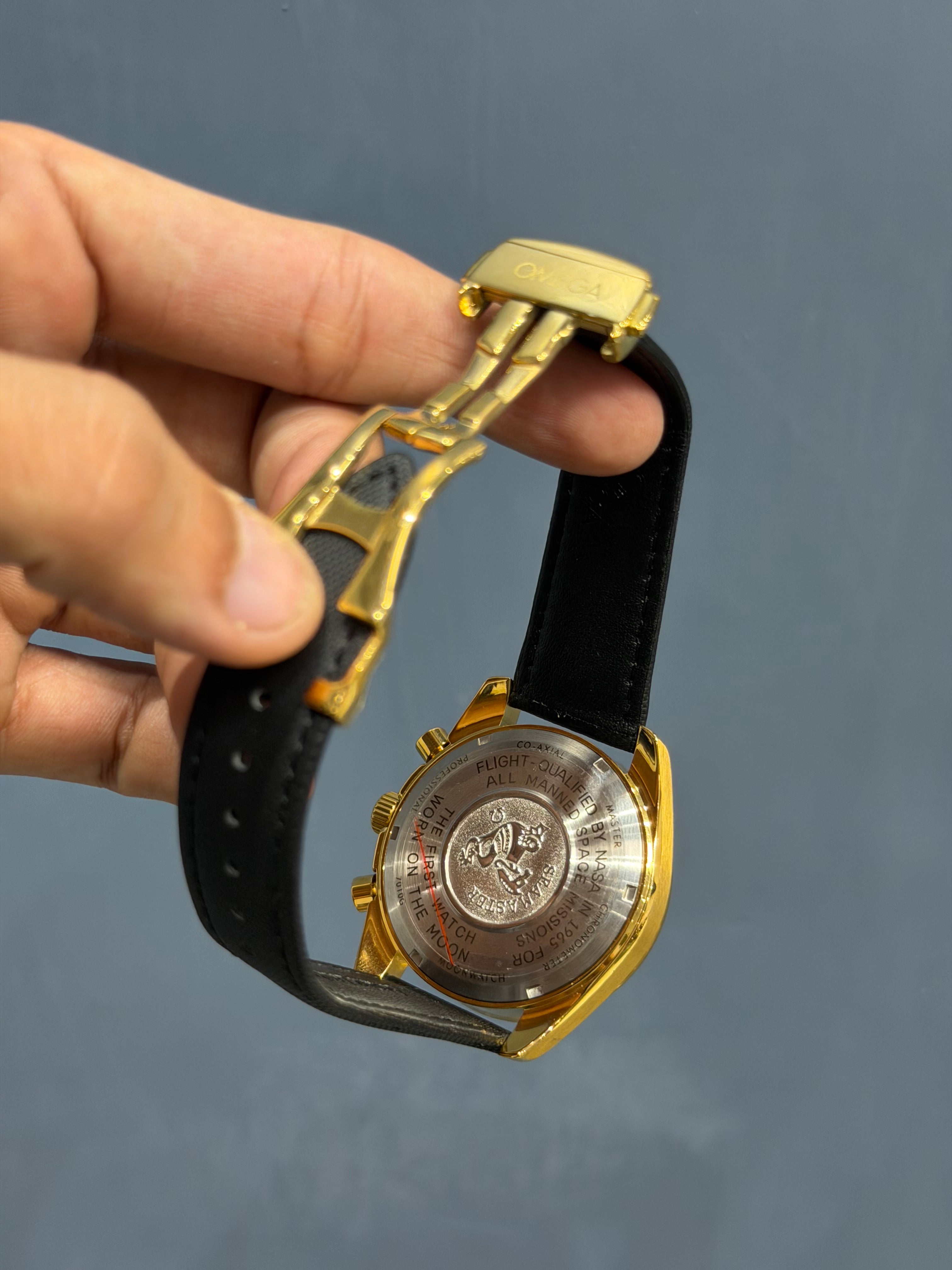 NEW COLLECTION GOLD CASE WITH BLACK DIAL & BLACK LEATHER STRAP