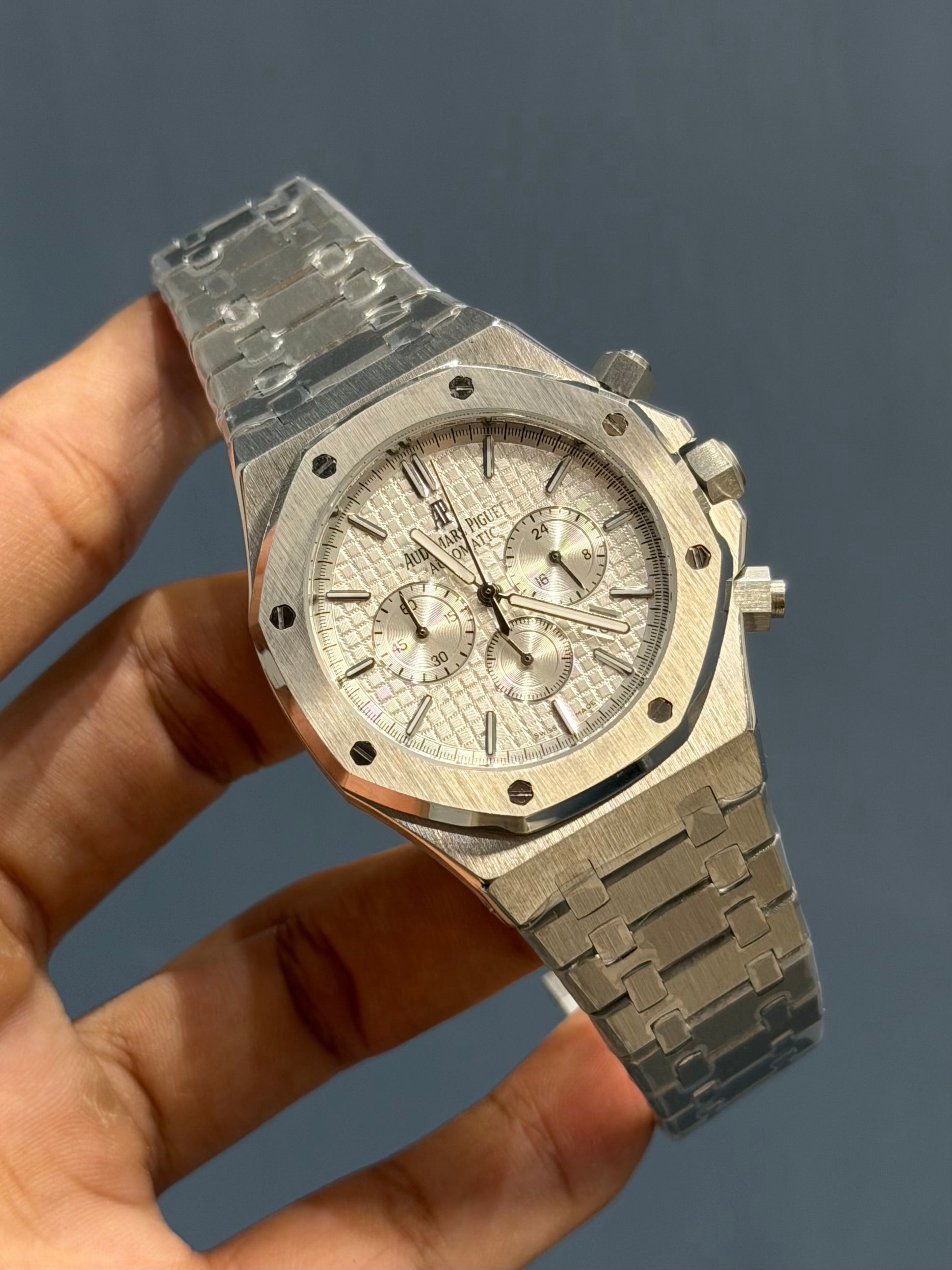 NEW COLLECTION CHRONOGRAPH SILVER WITH WHITE DIAL CHAIN WATCH