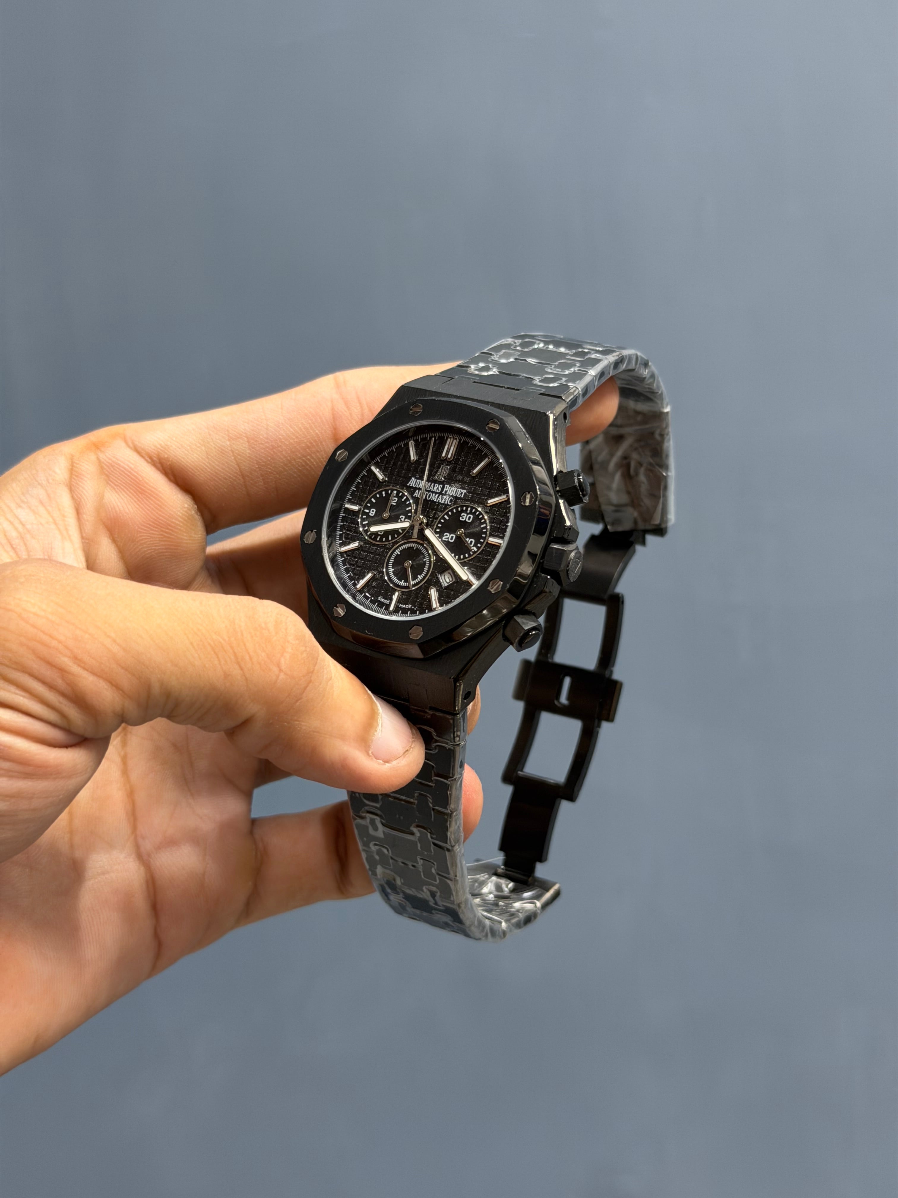 NEW COLLECTION CHRONOGRAPH BLACK WITH BLACK DIAL CHAIN WATCH