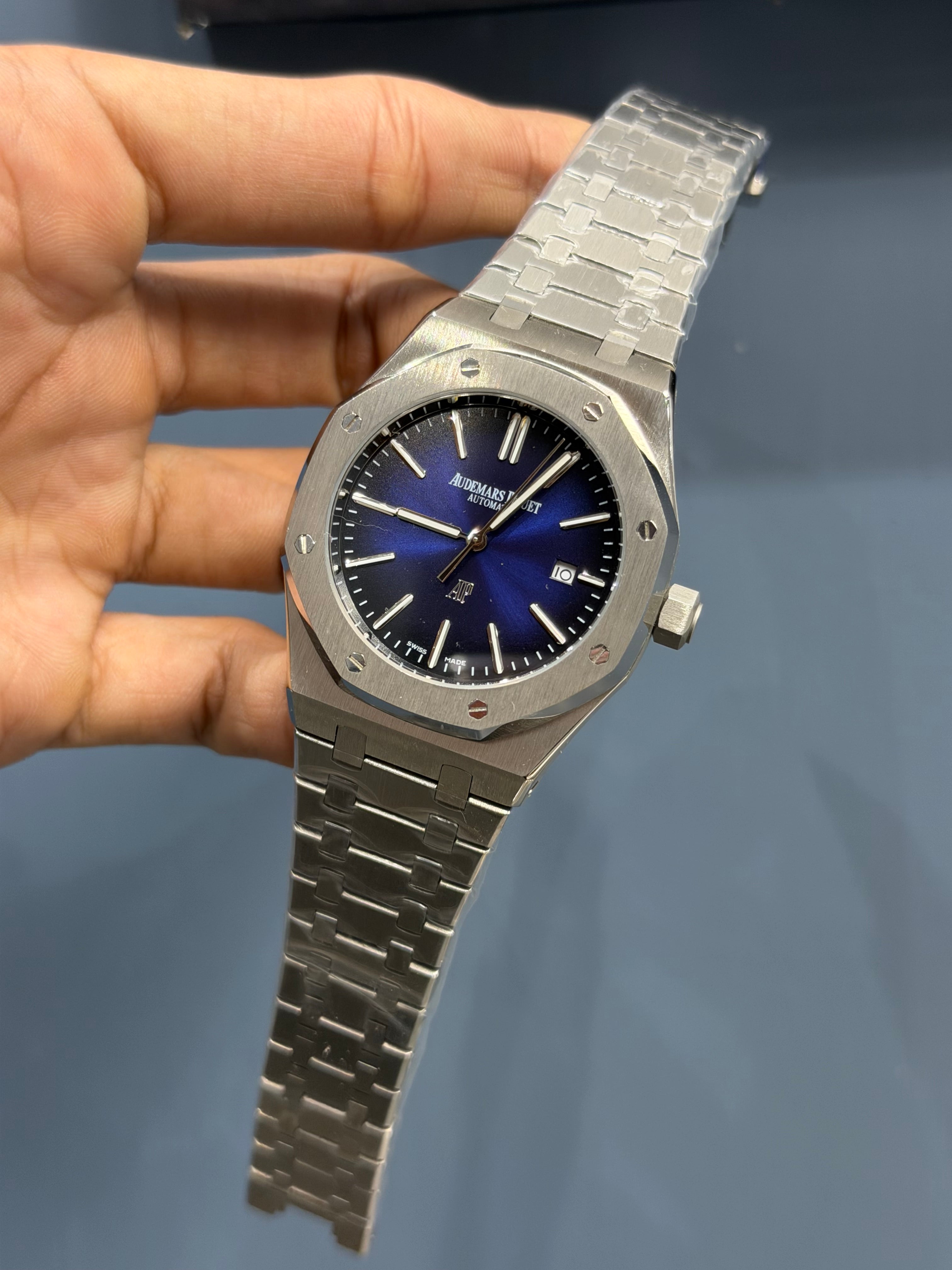 NEW COLLECTION SILVER WITH BLUE DIAL CHAIN WATCH FOR MEN