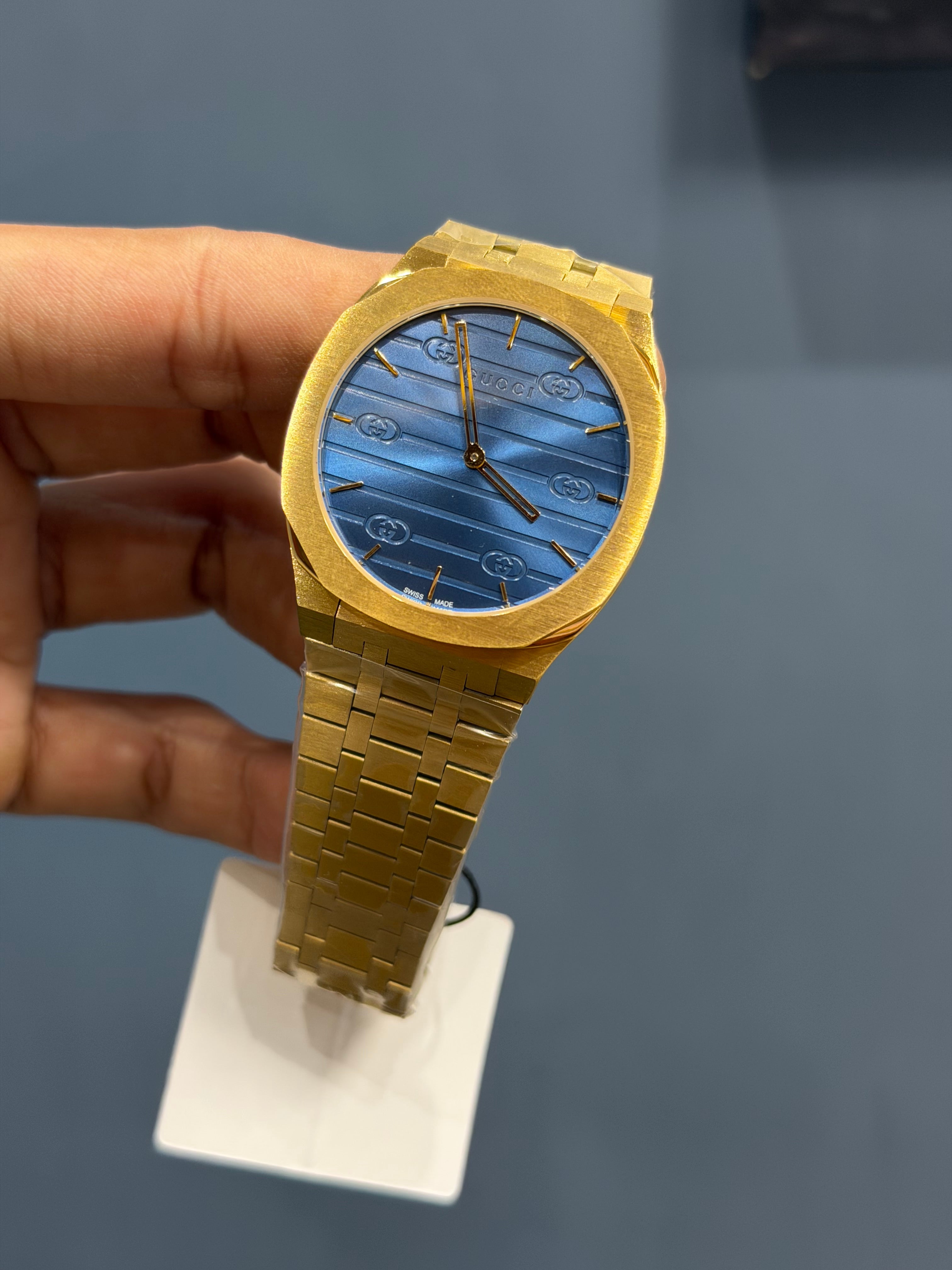NEW COLLECTION YELLOW GOLD WITH BLUE DIAL SLIM CHAIN WATCH