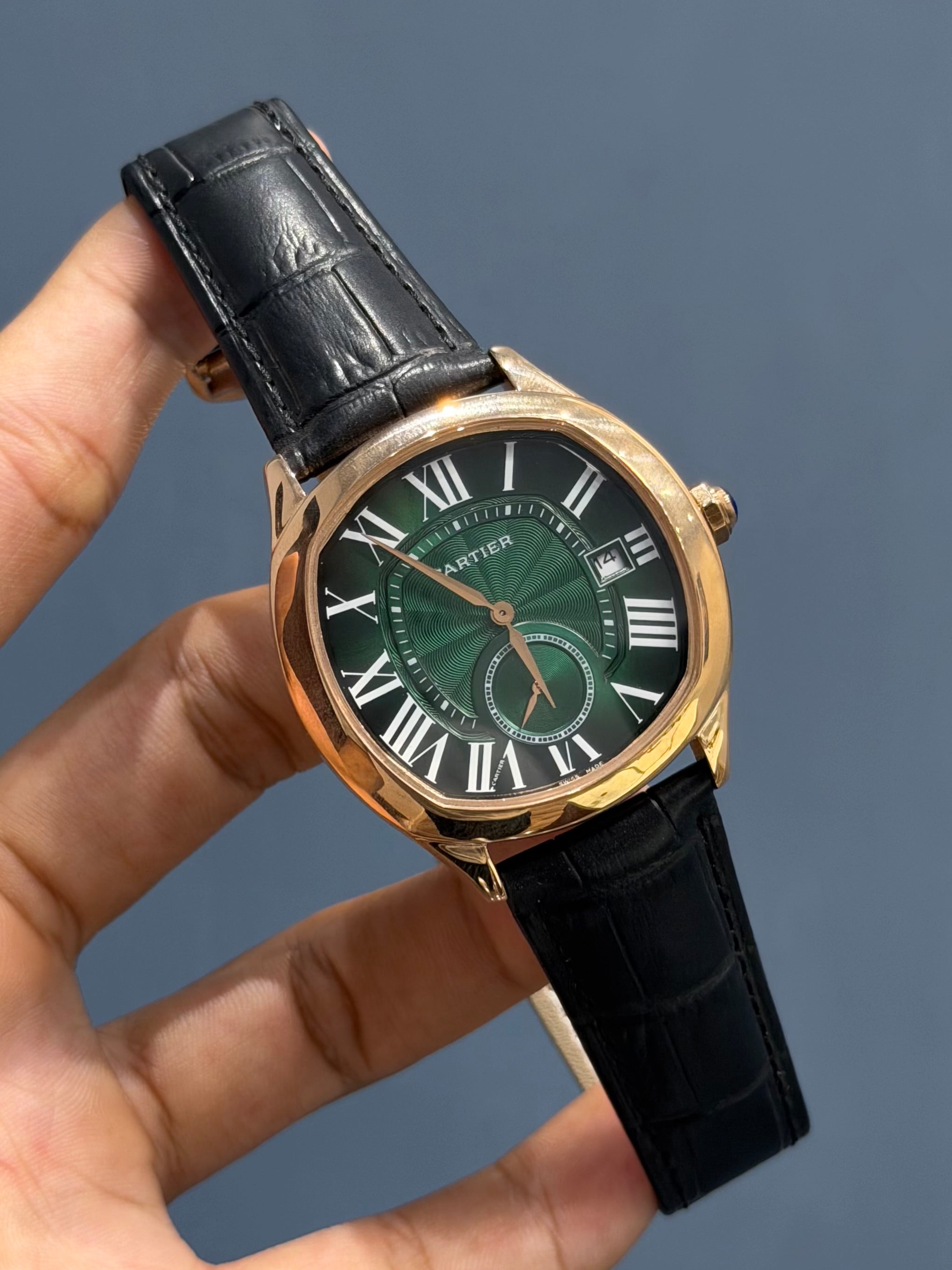NEW COLLECTION ROSE CASE WITH GREEN DIAL & BLACK LEATHER STRAP