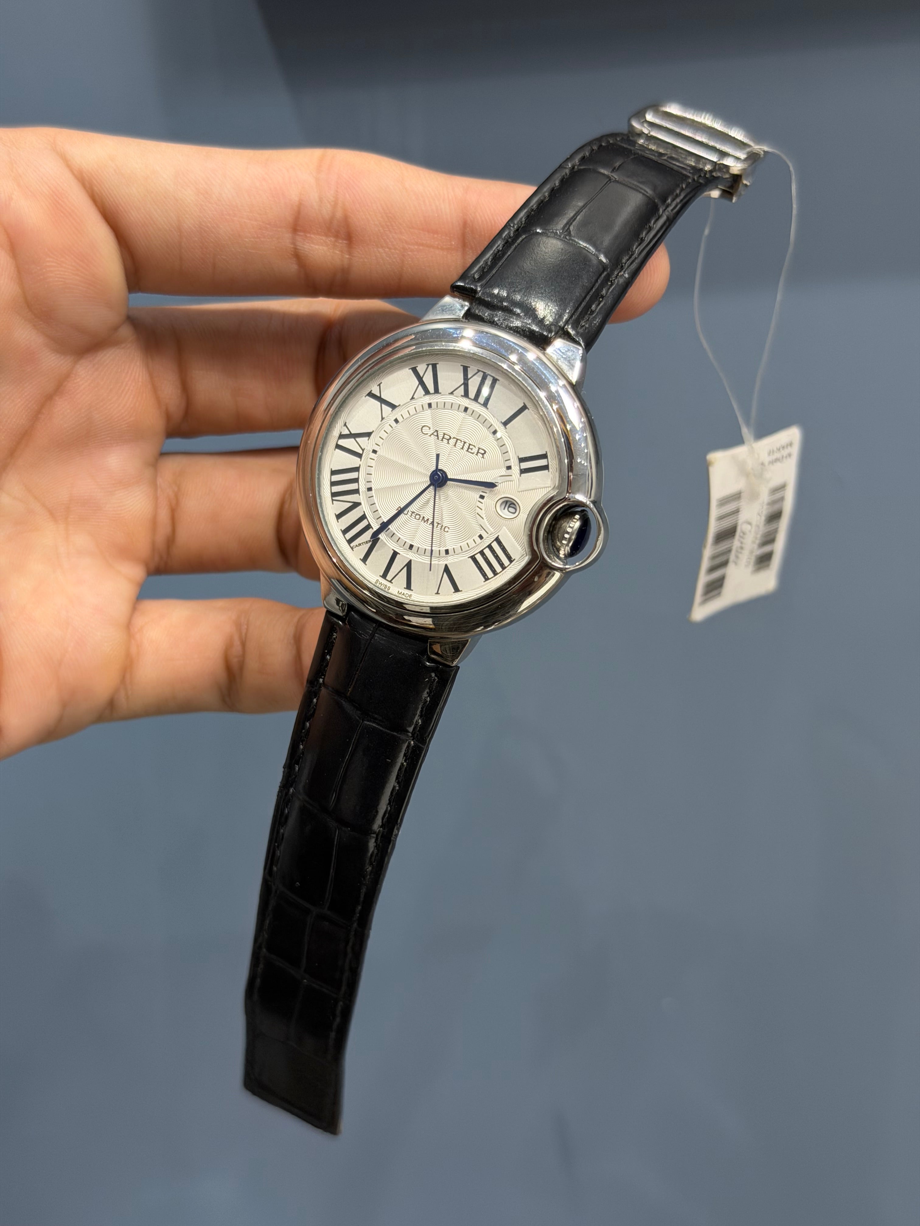 NEW COLLECTION BALOON SILVER WITH WHITE DIAL & BLACK LEATHER STRAP