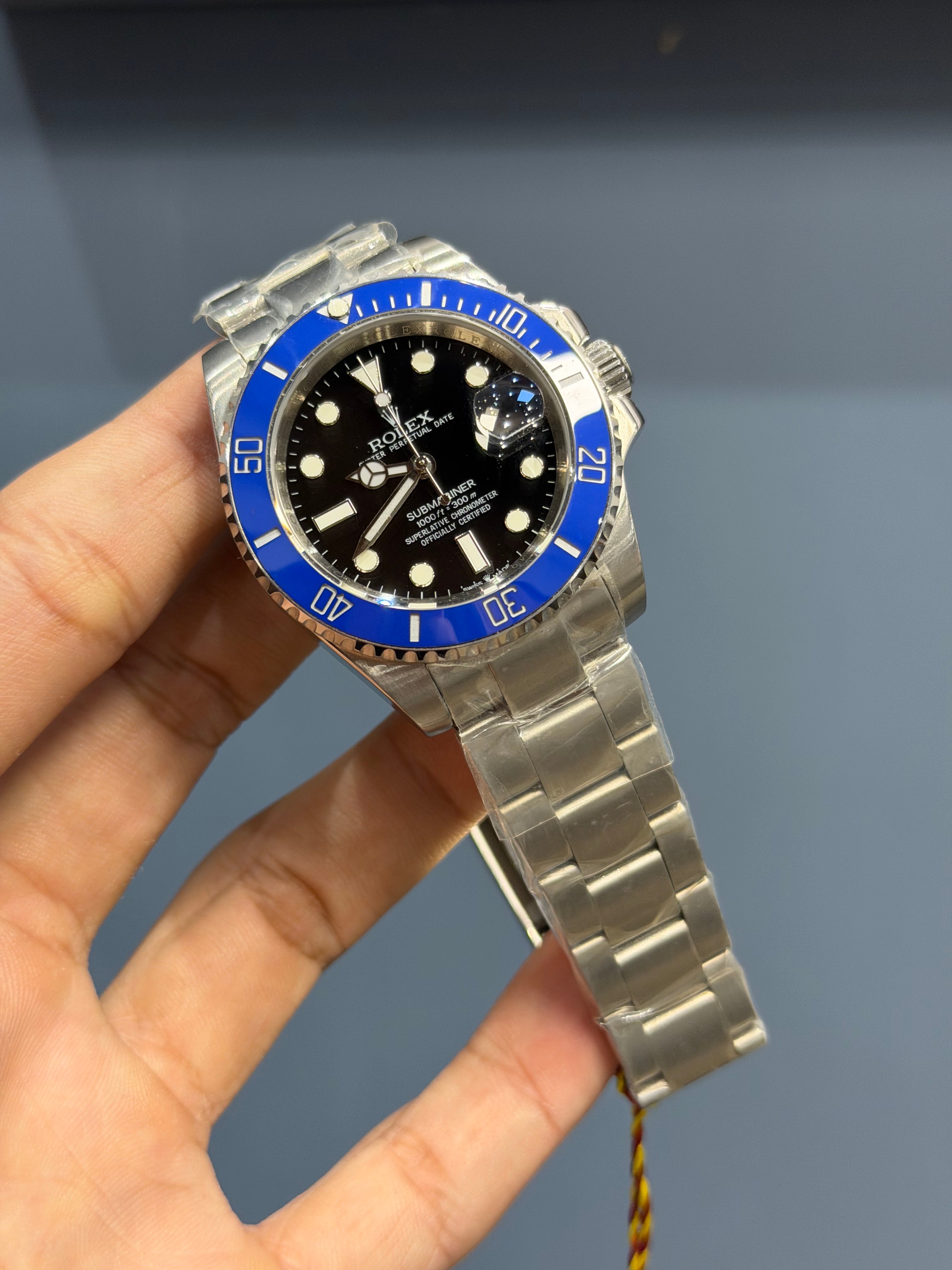 NEW COLLECTION 40 SILVER WITH BLACK DIAL & BLUE BEZEL AUTOMATIC WATCH YZ FACTORY