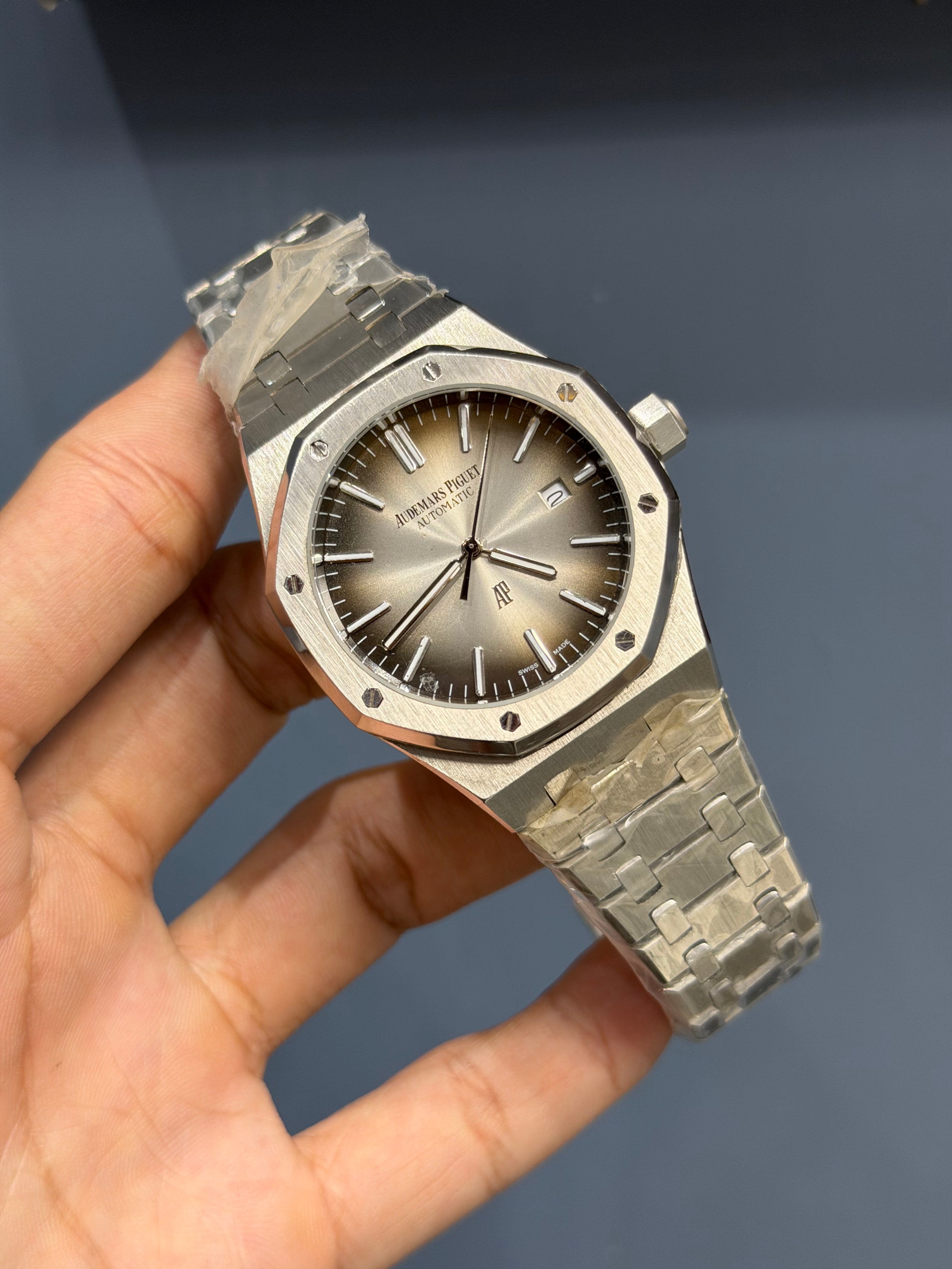 NEW COLLECTION SILVER WITH GREY DIAL CHAIN WATCH FOR MEN