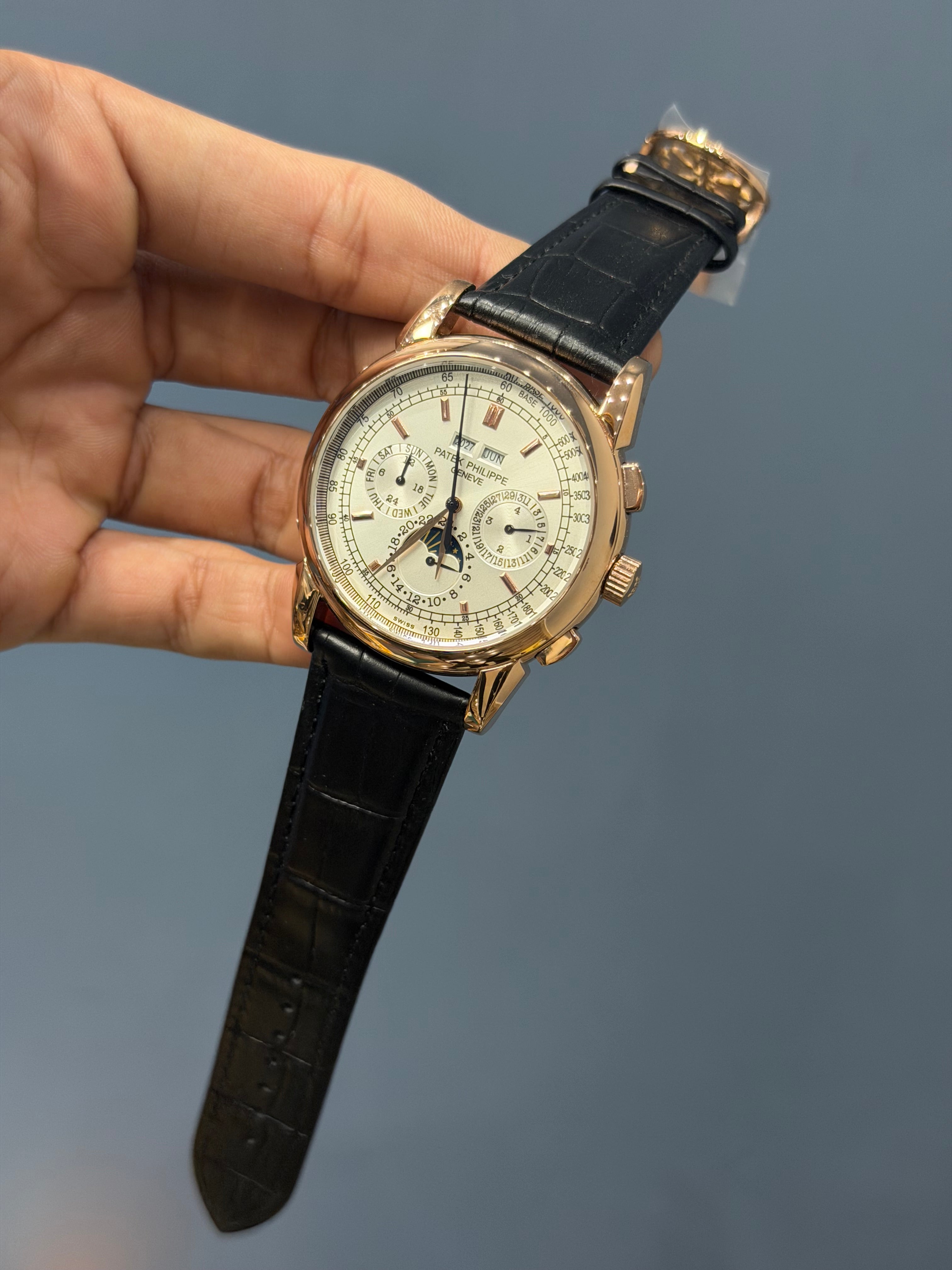 NEW COLLECTION CHRONOGRAPH ROSE CASE WITH INDEX WHITE DIAL & LEATHER STRAP