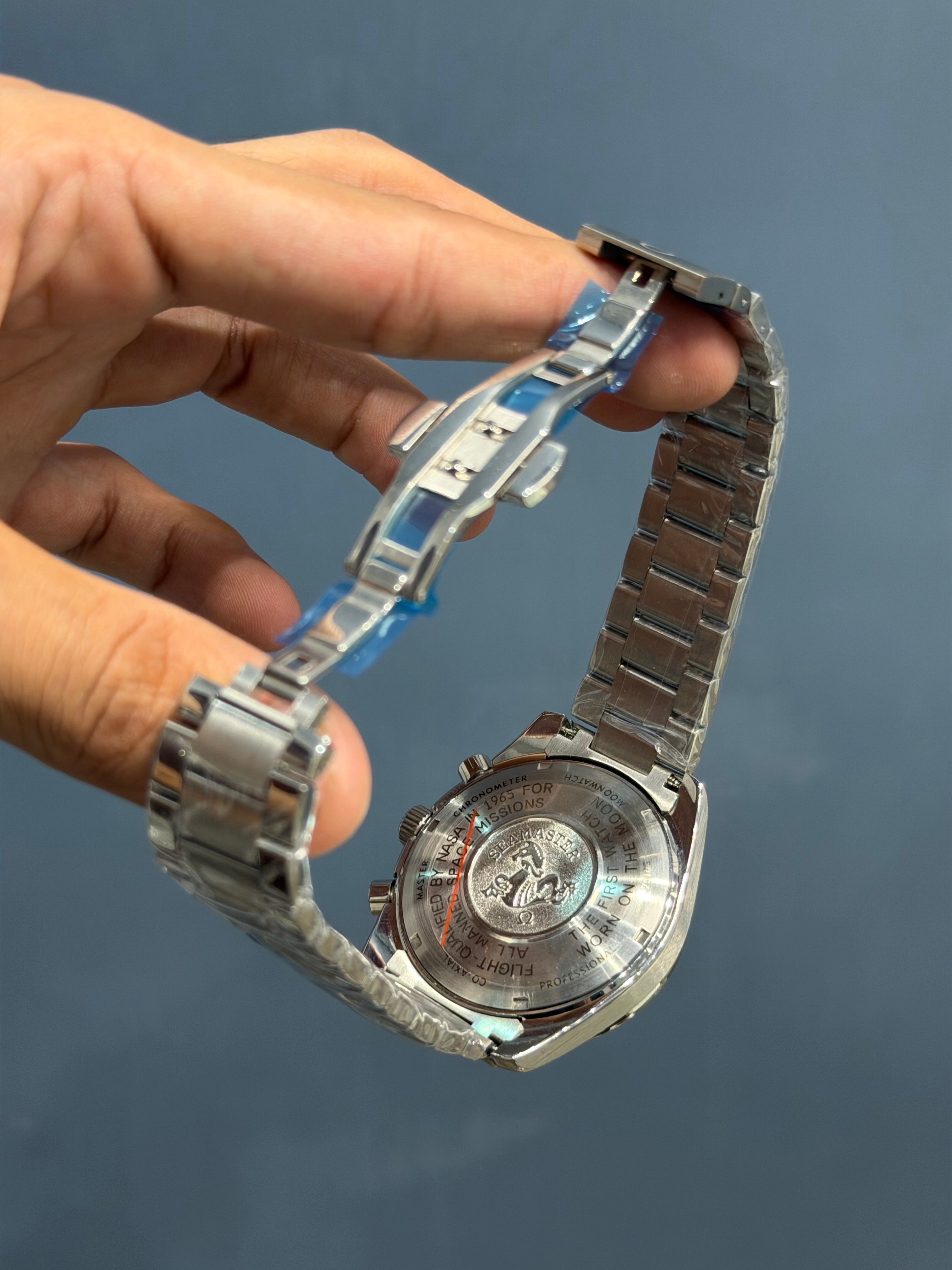 NEW COLLECTION CHRONOGRAPH SILVER CASE WITH RED DIAL WATCH