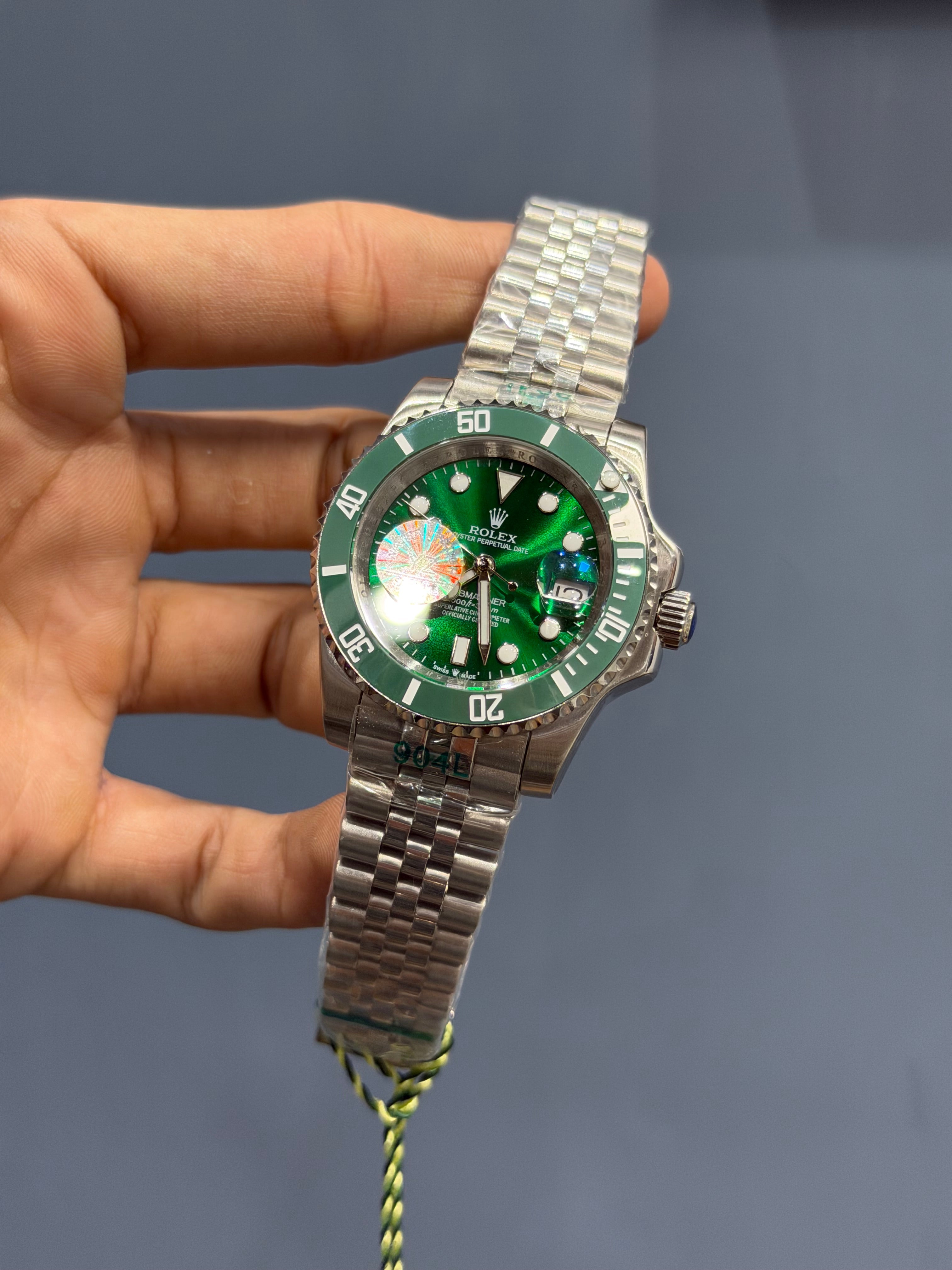 NEW COLLECTION 40 SILVER WITH GREEN DIAL & BEZEL AUTOMATIC WATCH YZ FACTORY