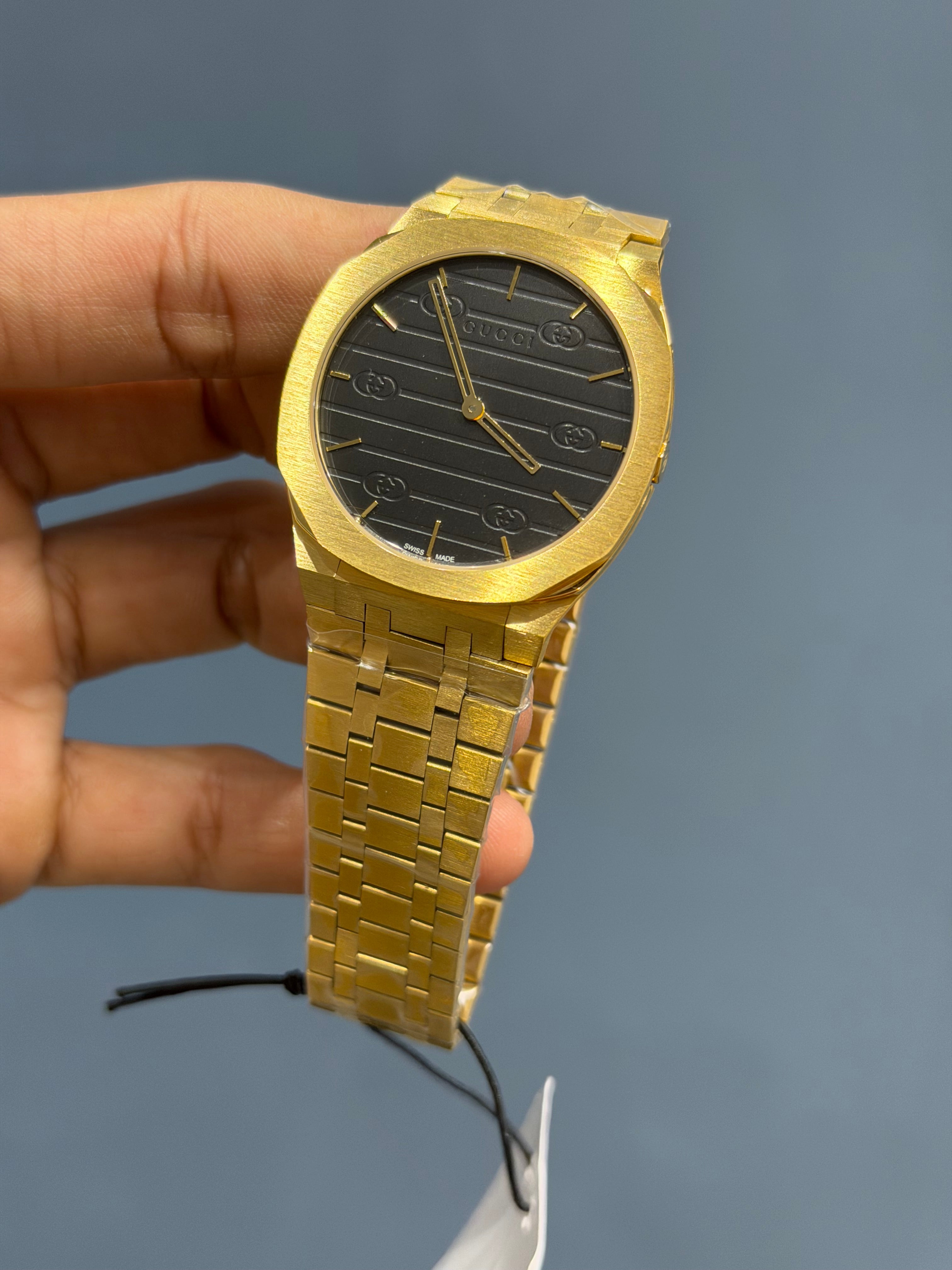 NEW COLLECTION YELLOW GOLD WITH BLACK DIAL SLIM CHAIN WATCH