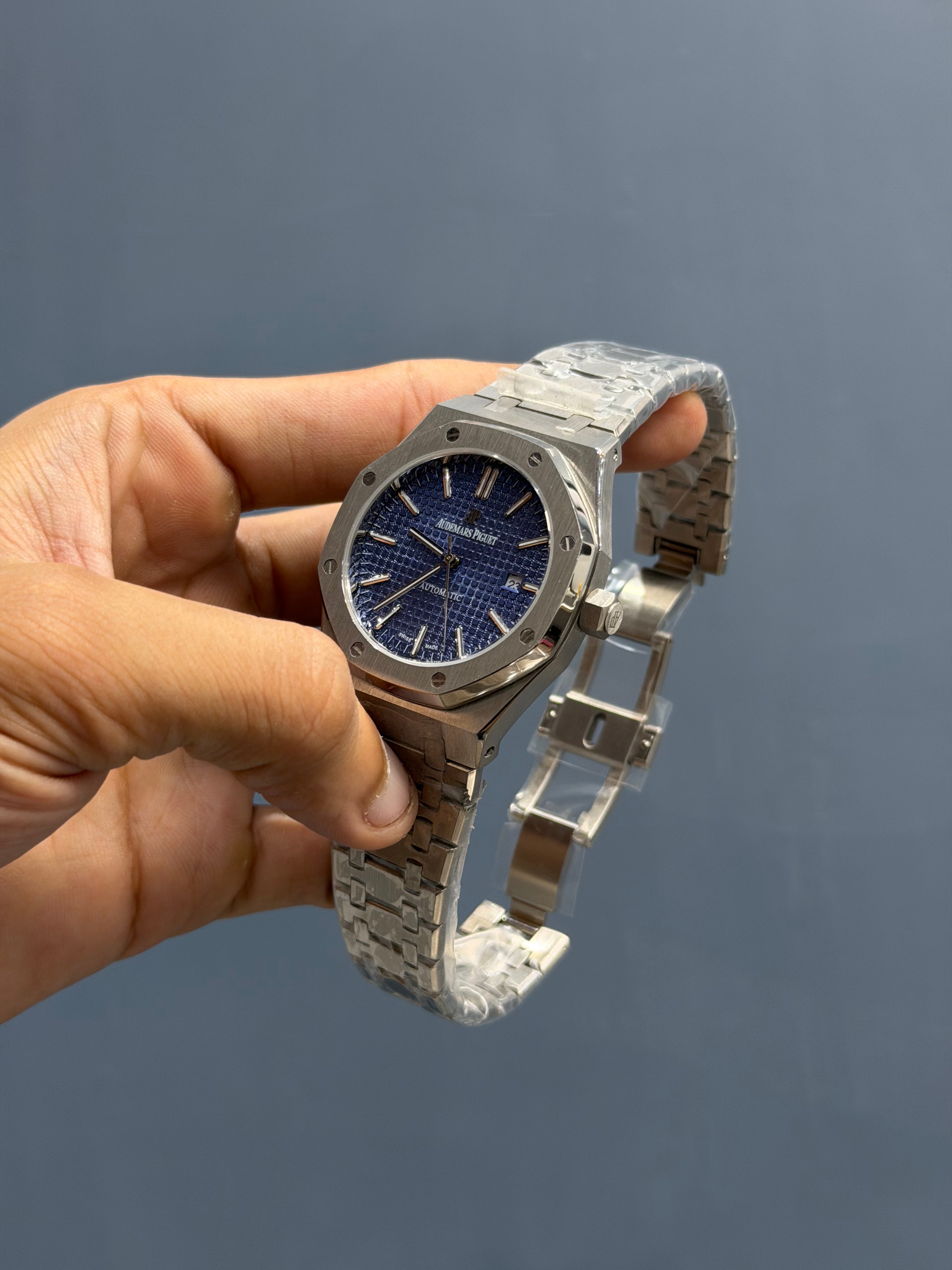NEW COLLECTION SILVER WITH BLUE DIAL CHAIN WATCH FOR MEN