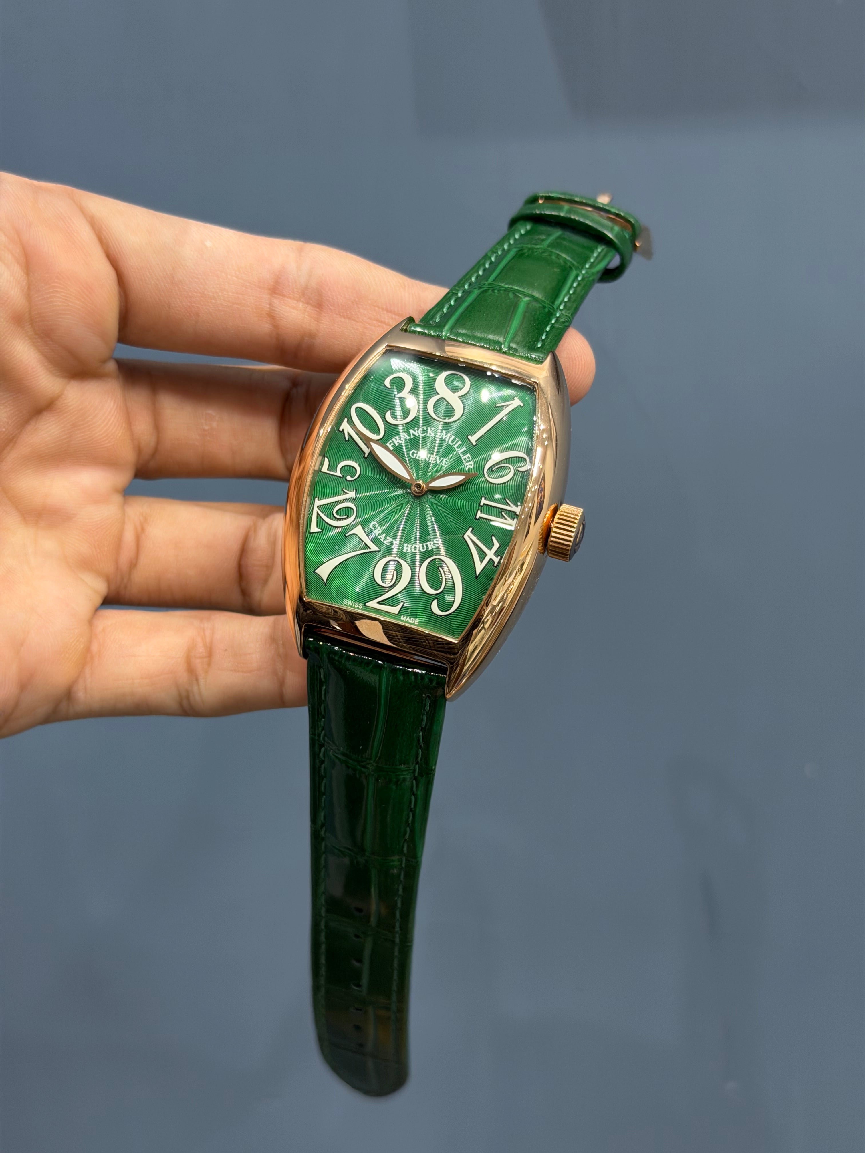 NEW COLLECTION ROSE CASE WITH GREEN DIAL AND GREEN LEATHER STRAP