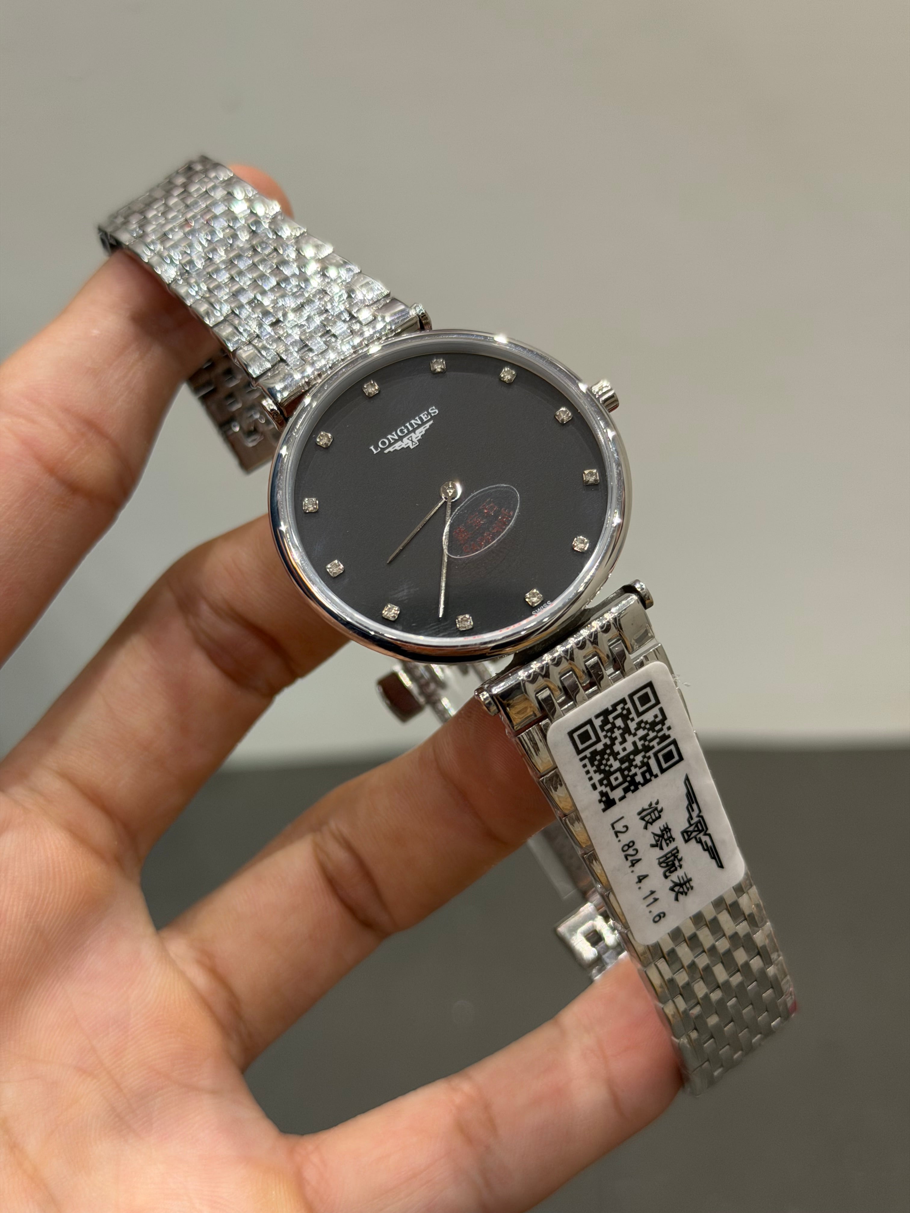 NEW COLLECTION SILVER WITH BLACK DIAL CHAIN WATCH
