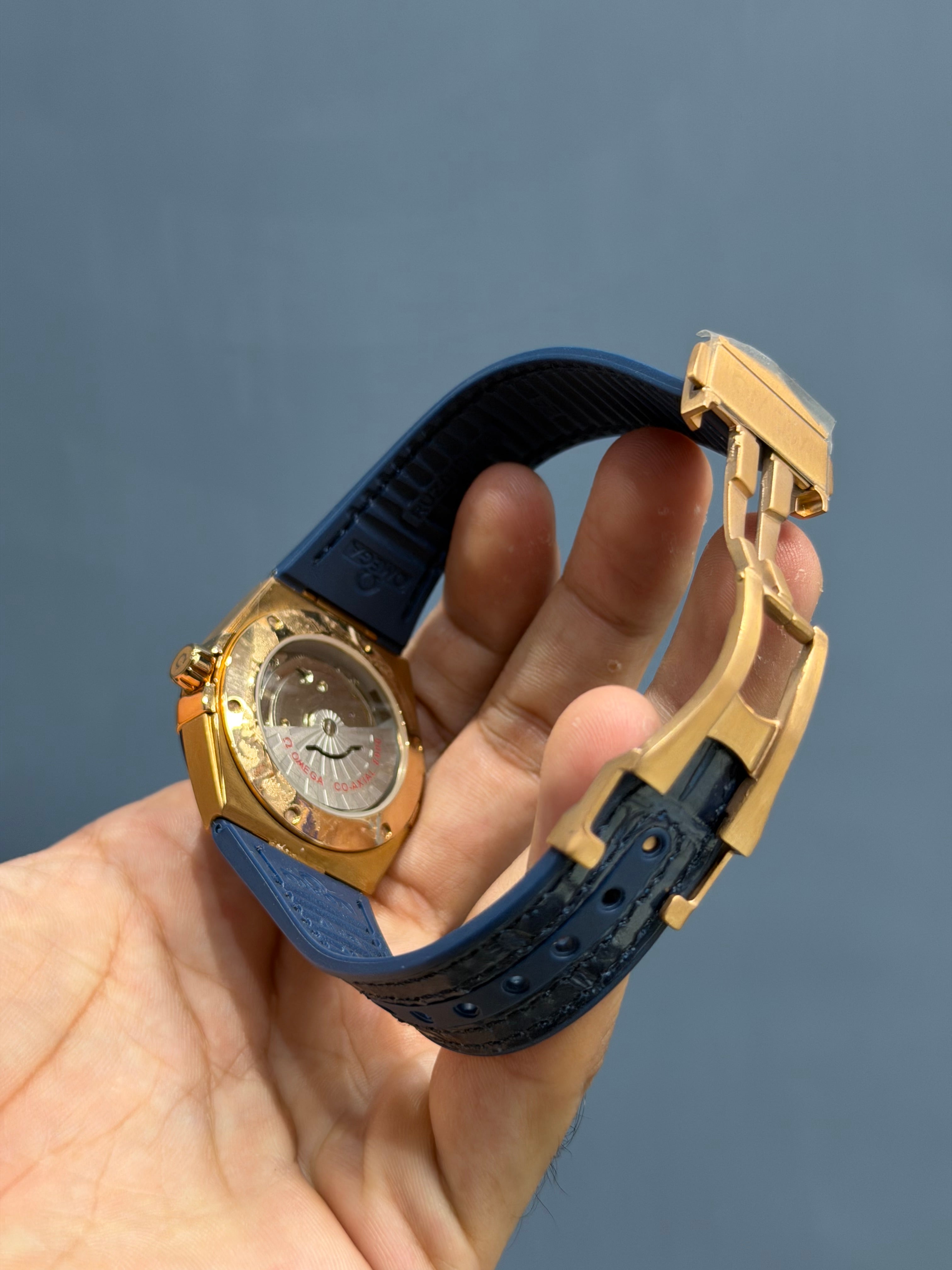 NEW COLLECTION ROSE CASE WITH BLUE DIAL AUTOMATIC WATCH