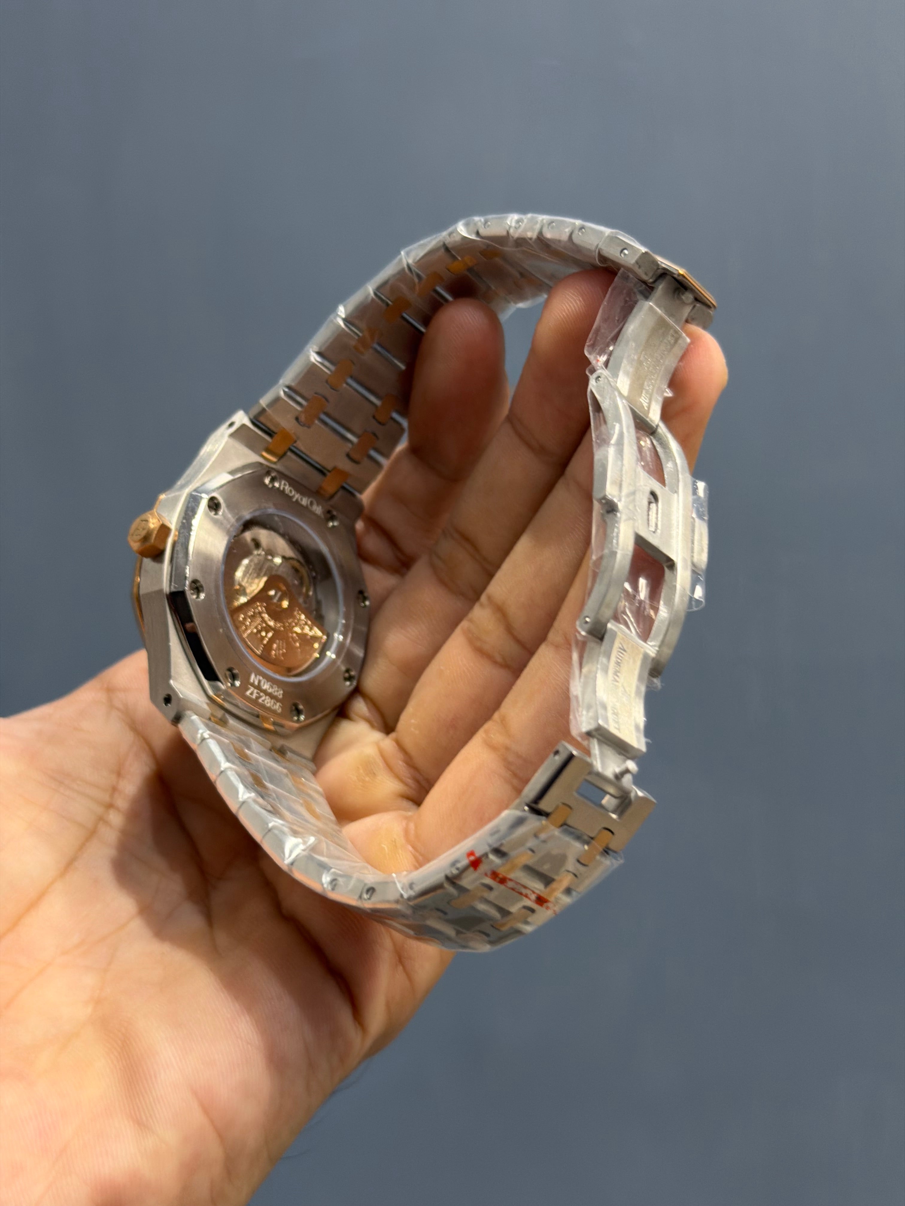 NEW COLLECTION ROSE TWOTONE WITH TIFFANY DIAL CHAIN WATCH FOR MEN