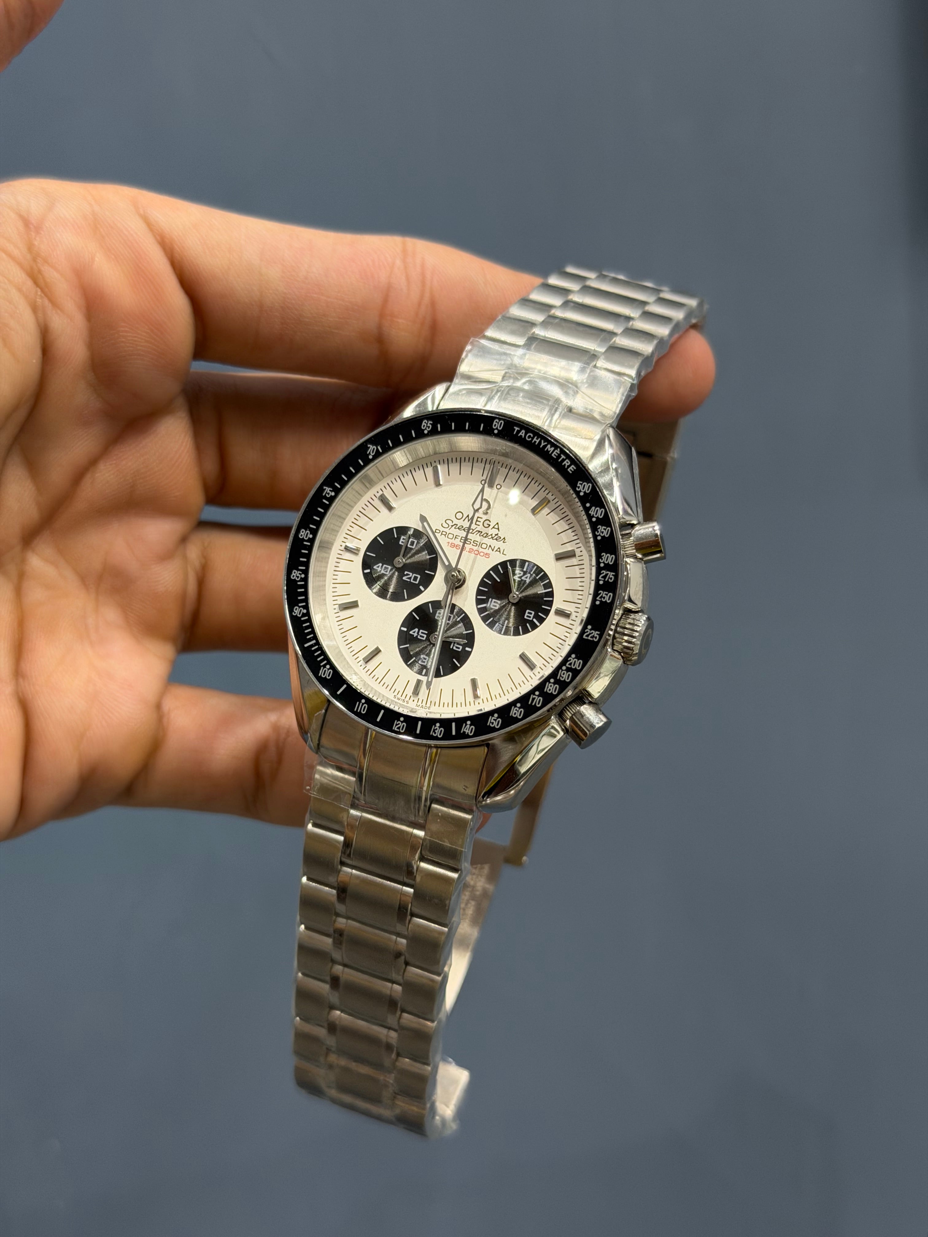NEW COLLECTION CHRONOGRAPH SILVER WITH WHITE DIAL CHAIN WATCH