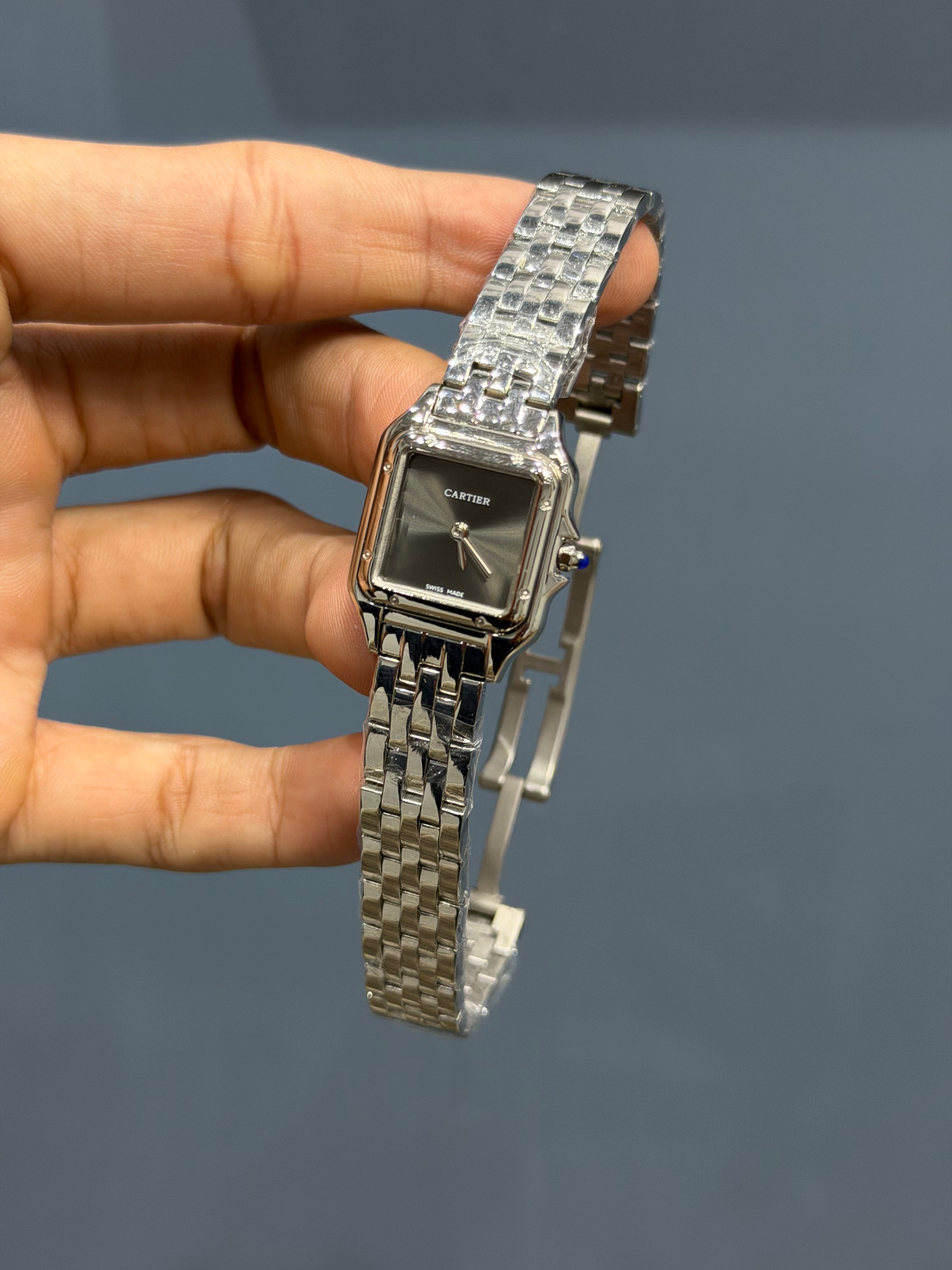 NEW COLLECTION SILVER CASE WITH BLACK DIAL LADIES WATCH