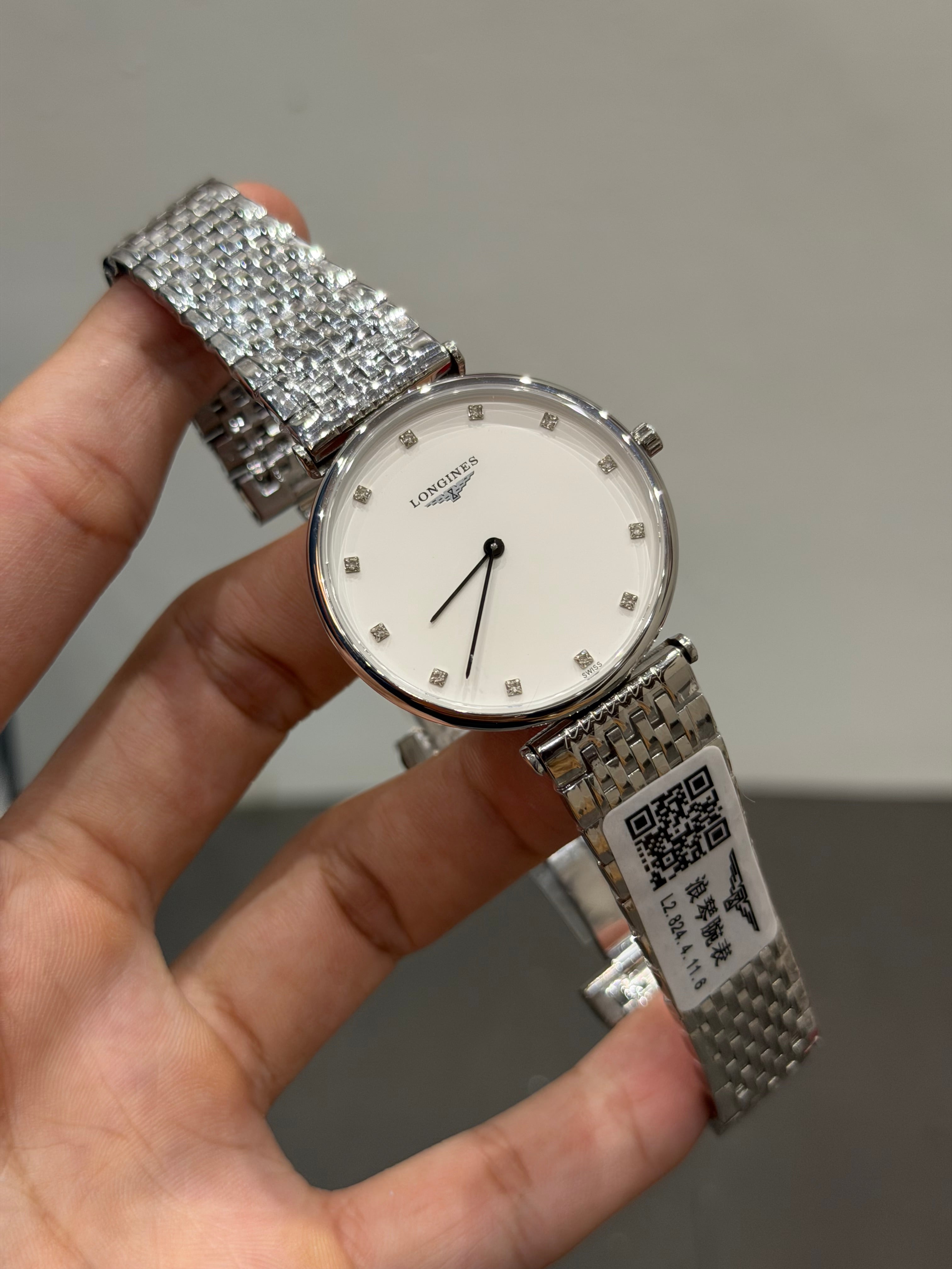 NEW COLLECTION SILVER WITH WHITE DIAL CHAIN WATCH